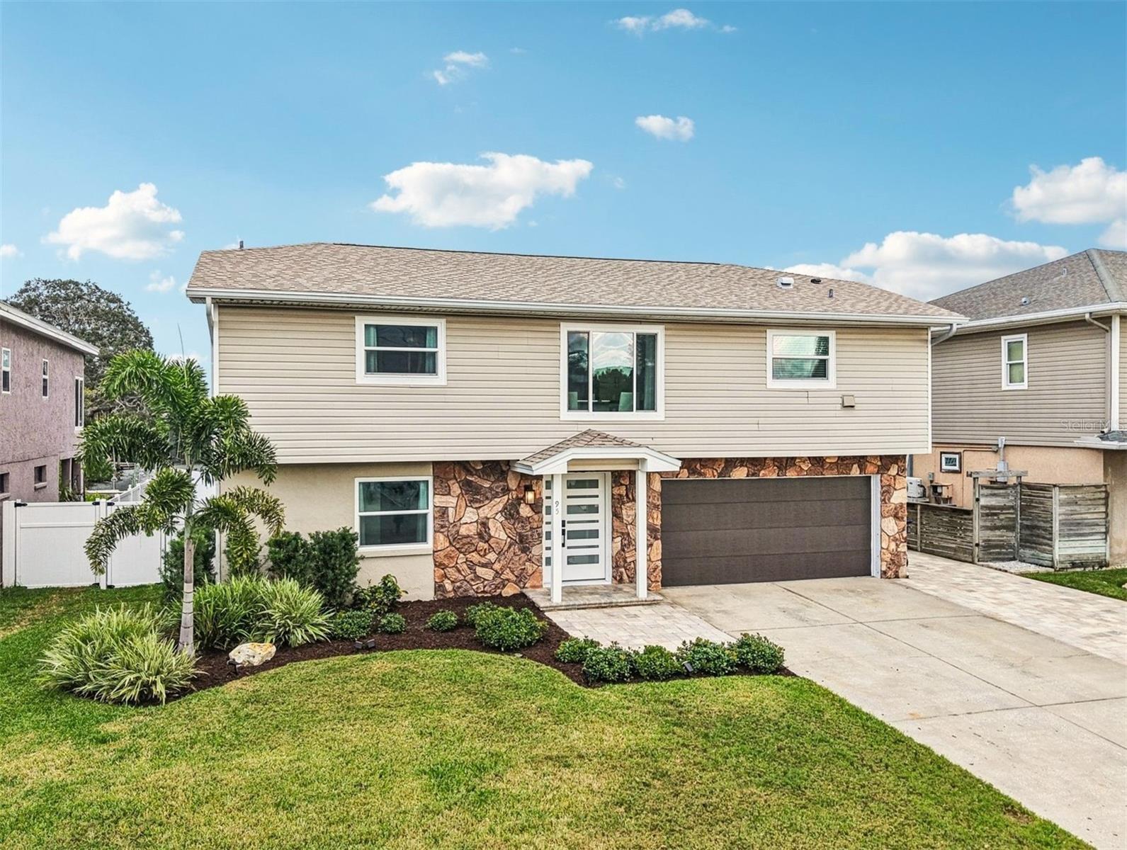 95 EASTWINDS CT