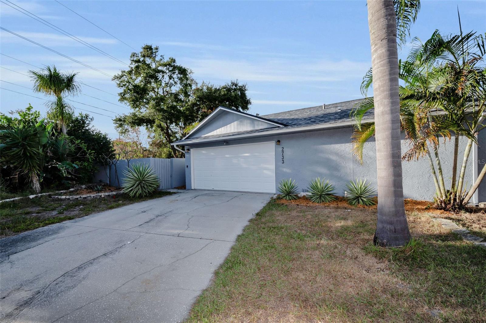 2733 NICOLE CIR