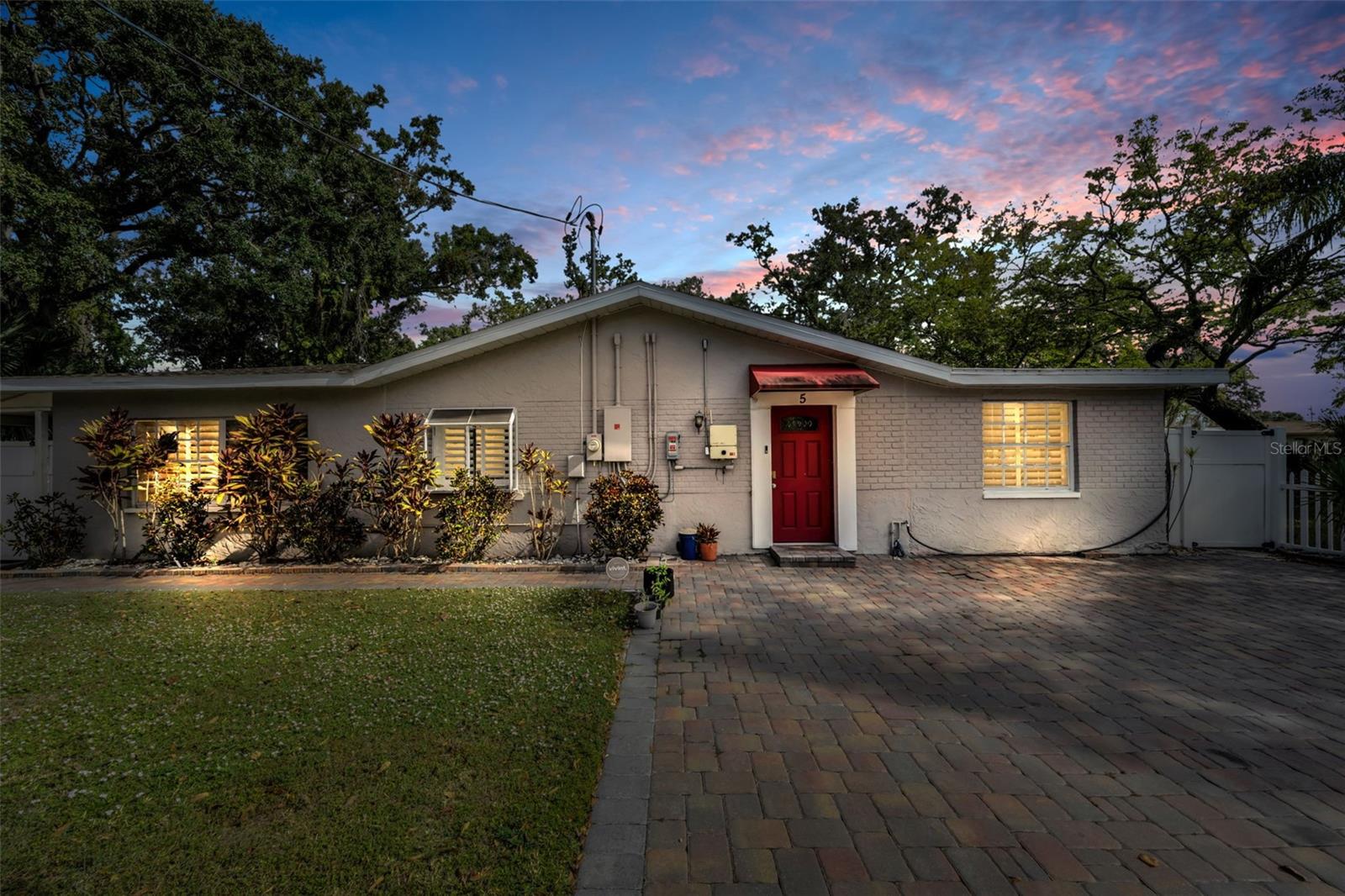 5 N HAYES RD