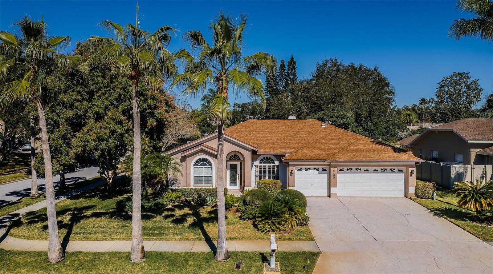 2700 JARVIS CIR