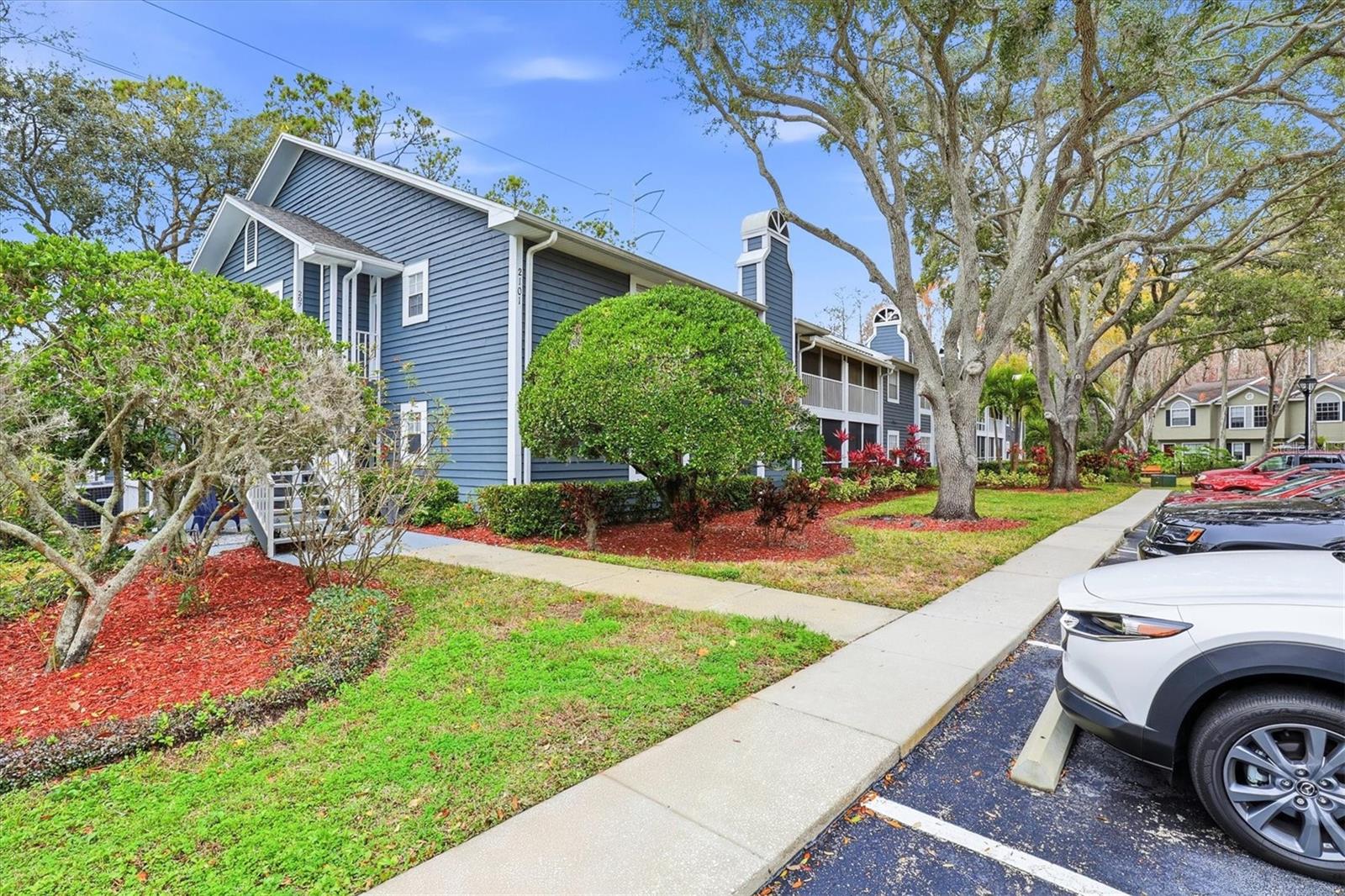 2101 FOX CHASE BLVD #204