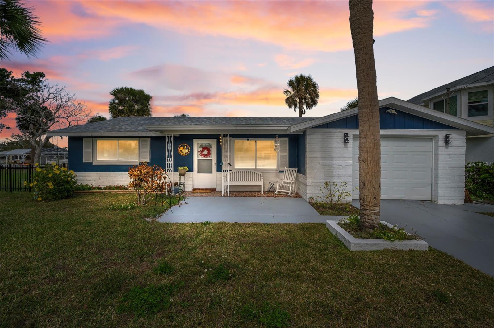 5433 BLUEPOINT DR