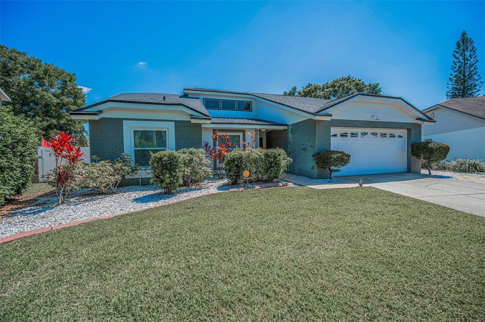 8904 BEELER DR