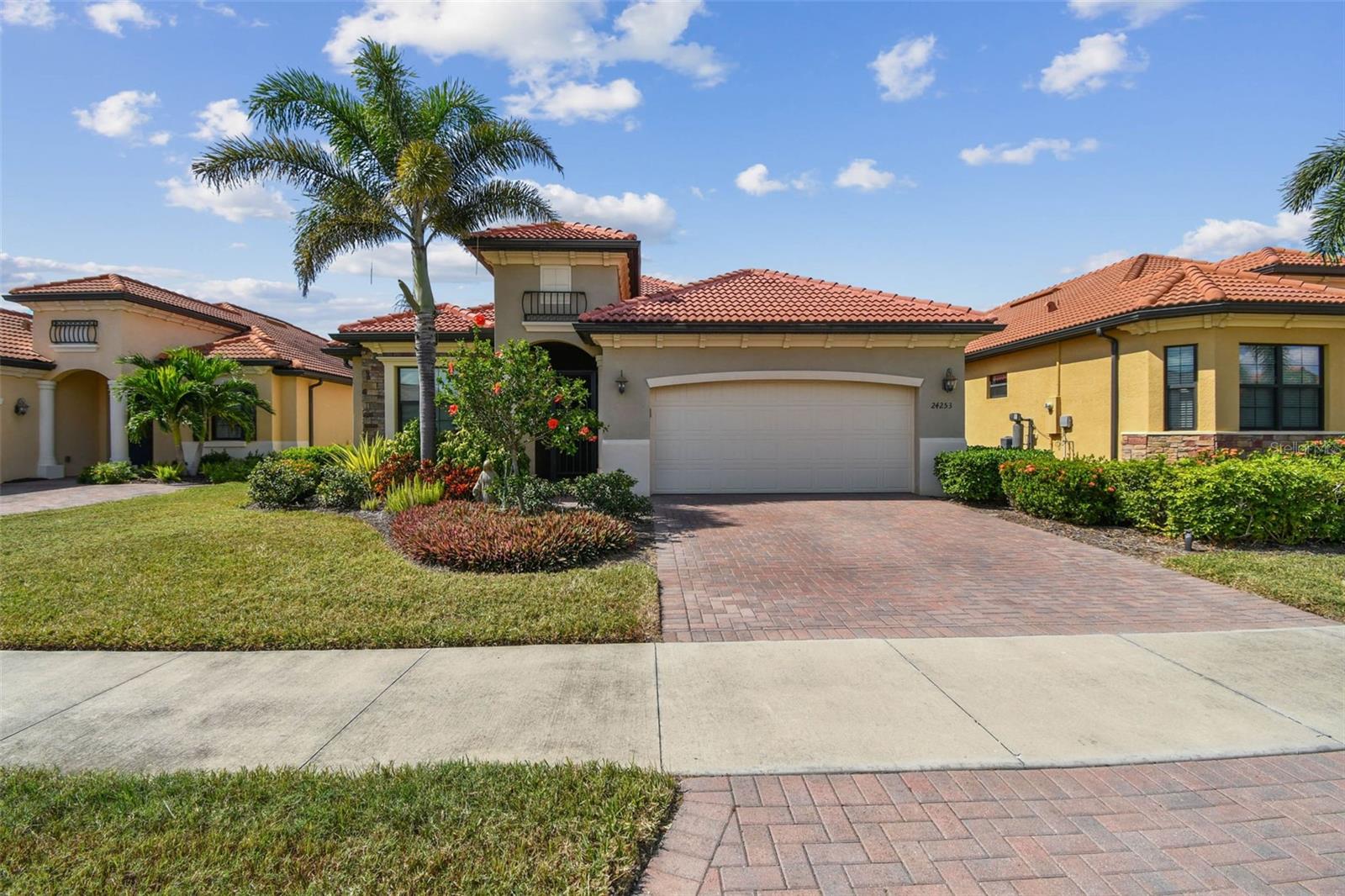 24253 GALLBERRY DR