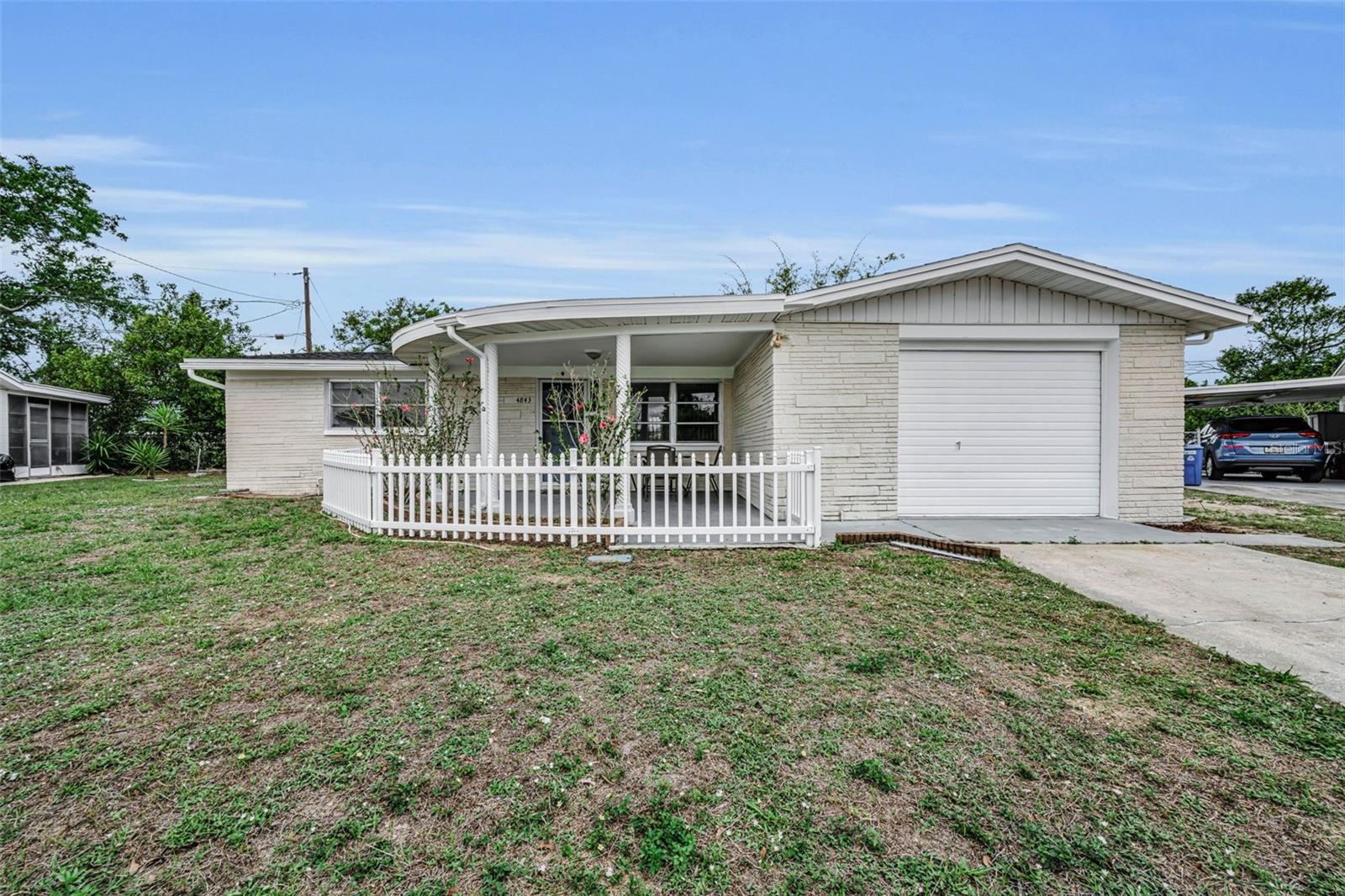 4843 CALAIS DR