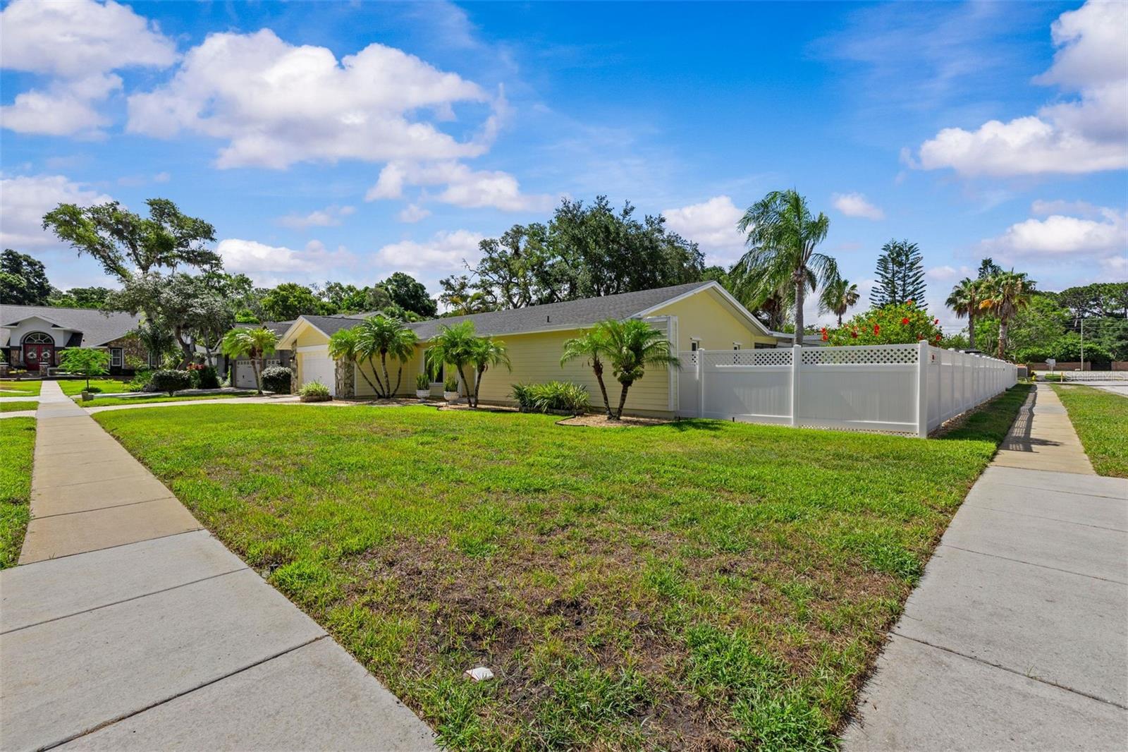 2828 BRIDLEWOOD CT