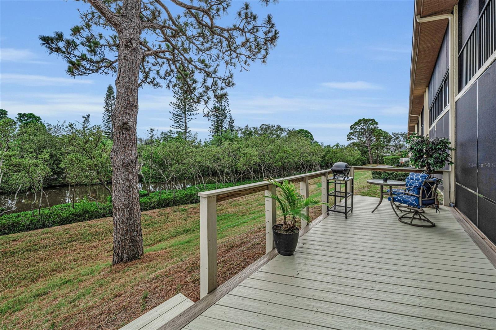 1673 SEASCAPE CIR #102