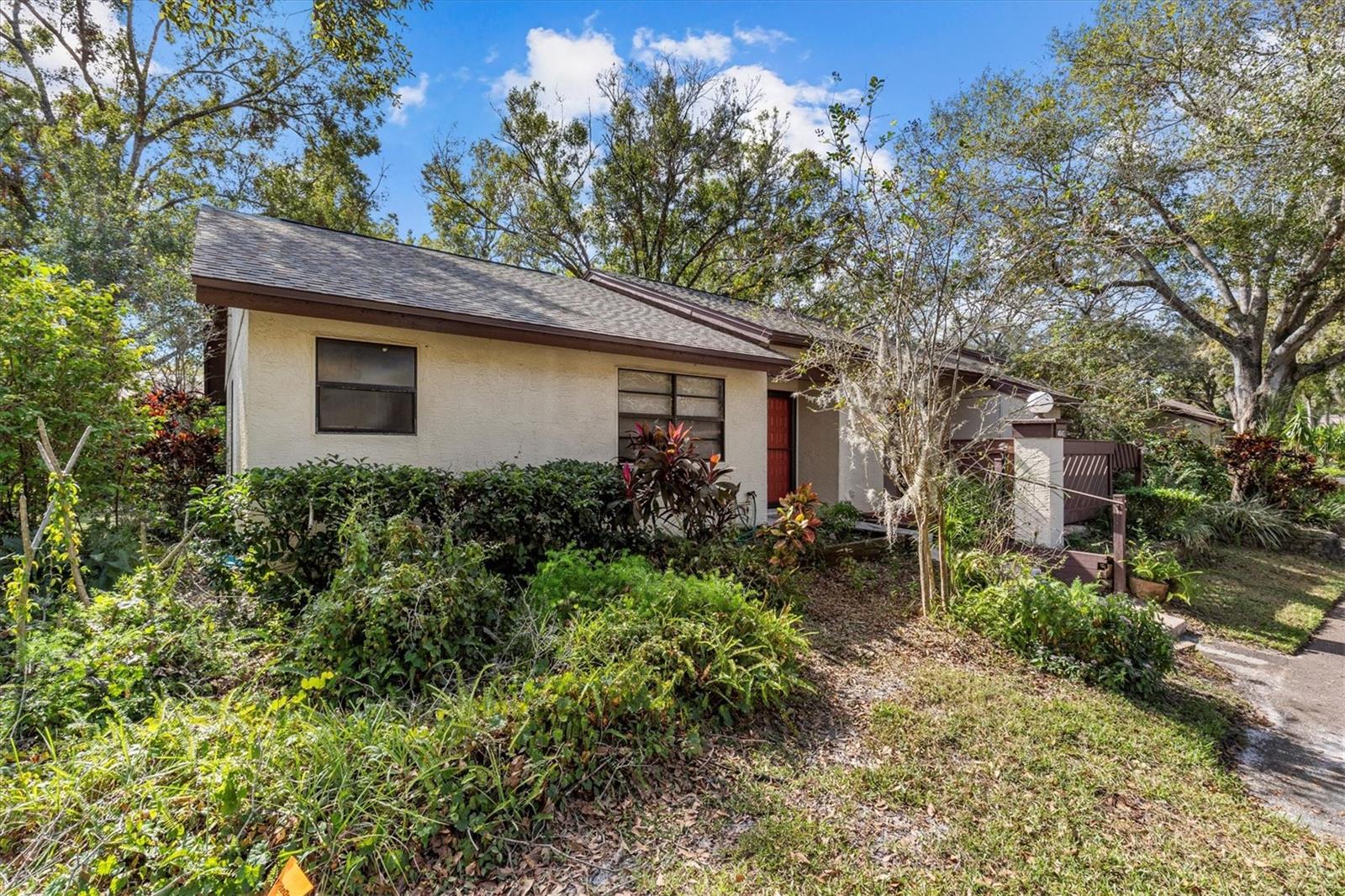 4045 ARROWWOOD CT