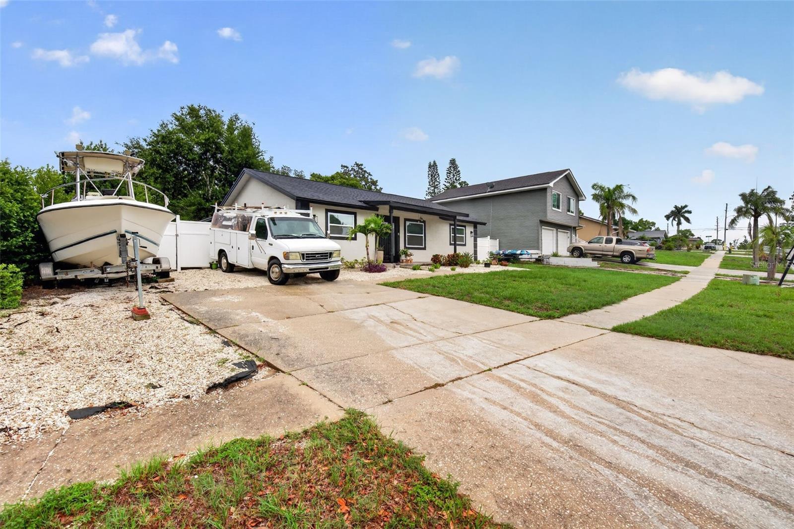 1435 BURNING TREE RD
