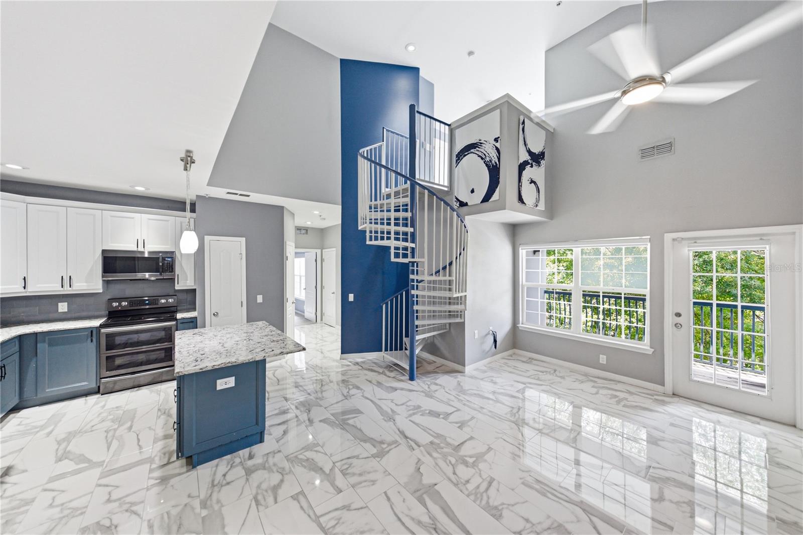 1640 VILLA CAPRI CIR #301