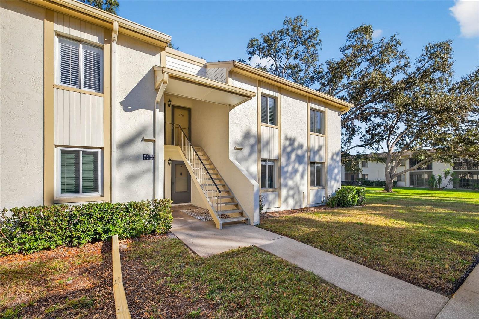 219 PALMETTO CT #219