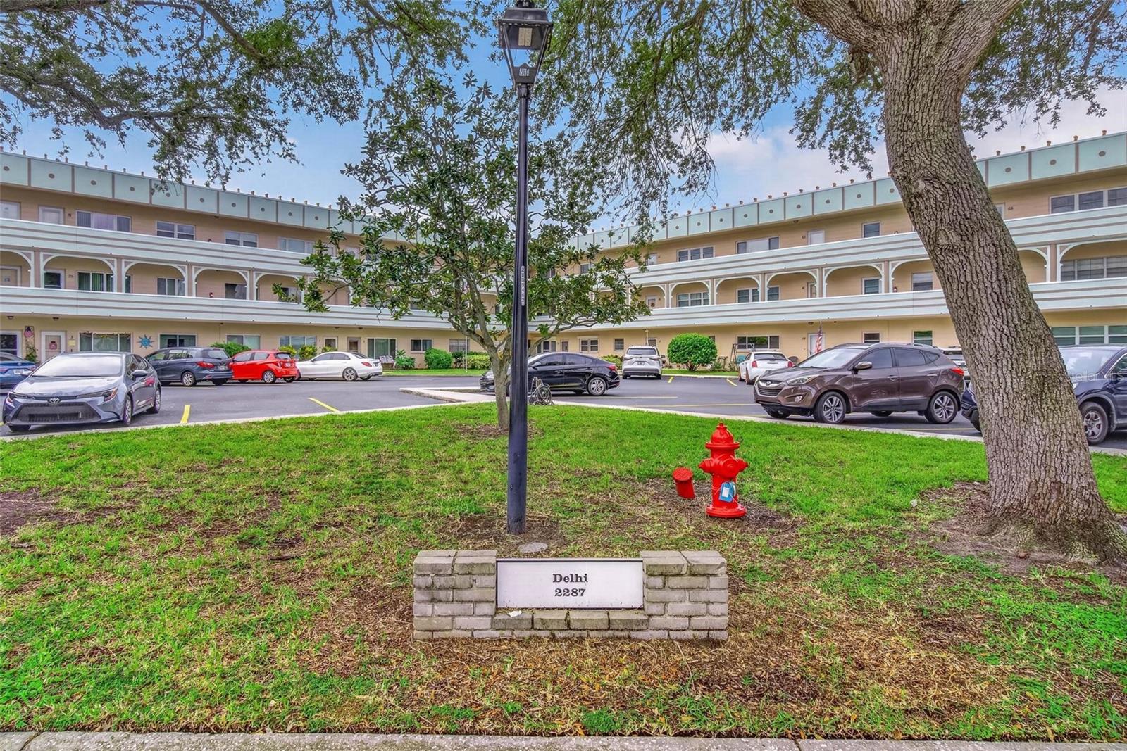 2287 PHILIPPINE DR #9