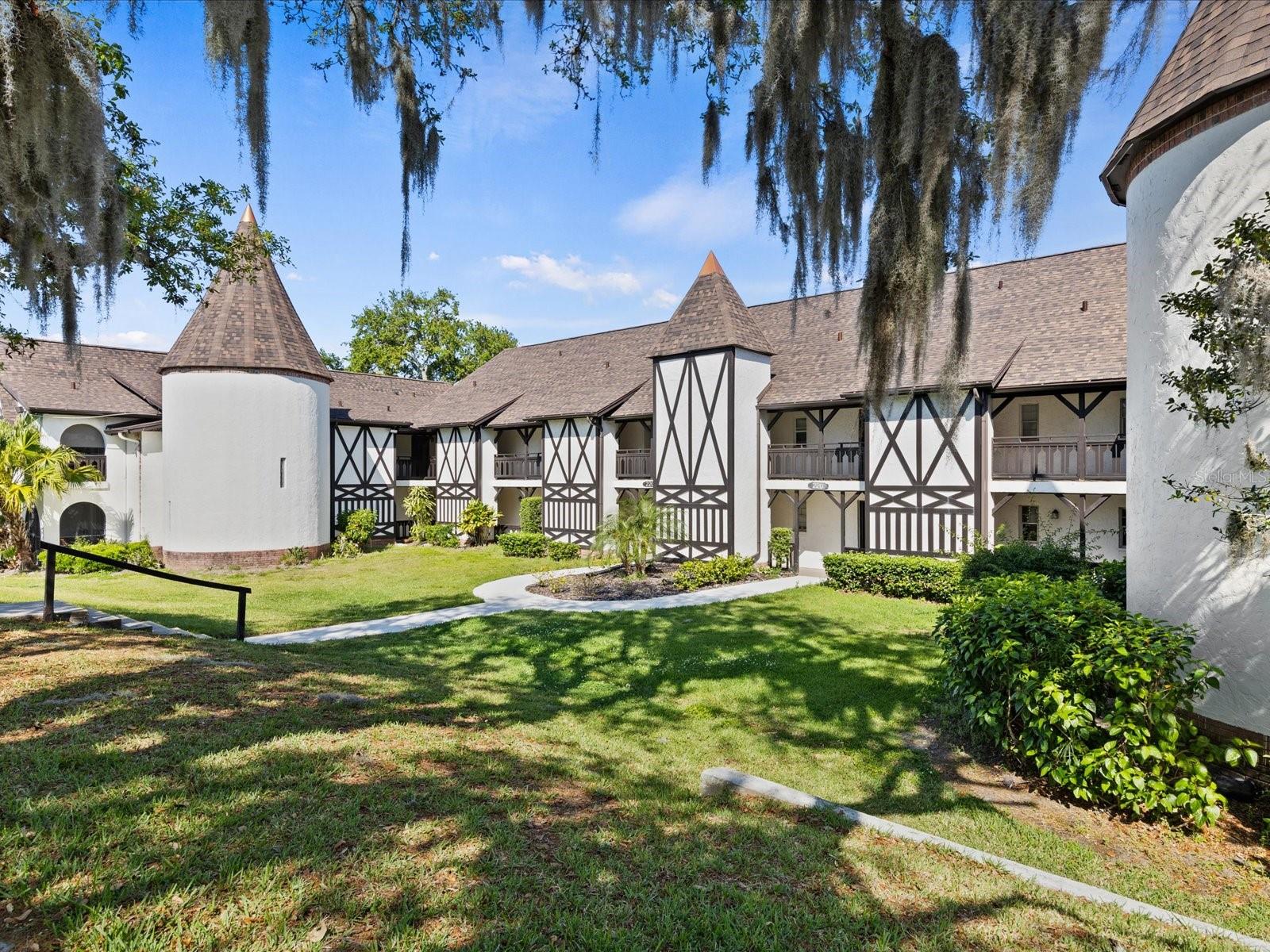 220 N BAYSHORE BLVD #202