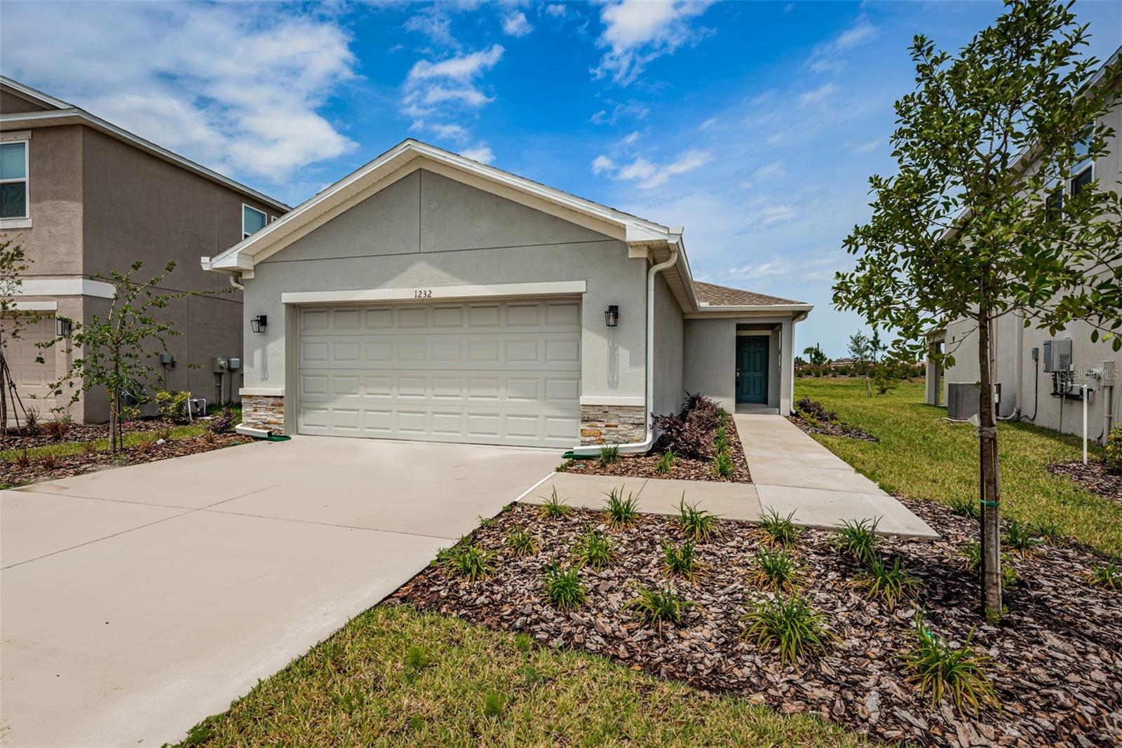 11232 FIELDSTONE DR