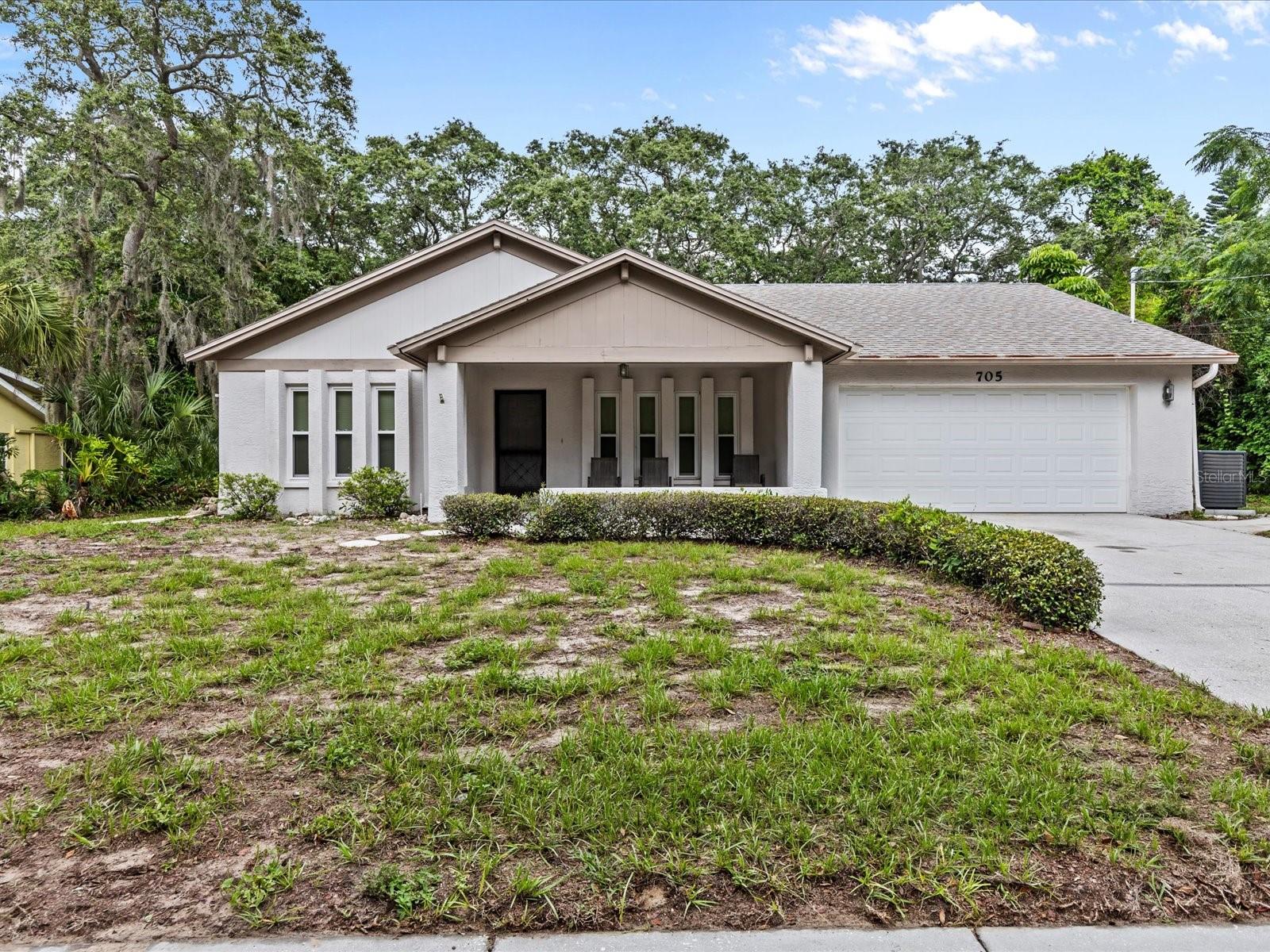 705 ANCLOTE DR