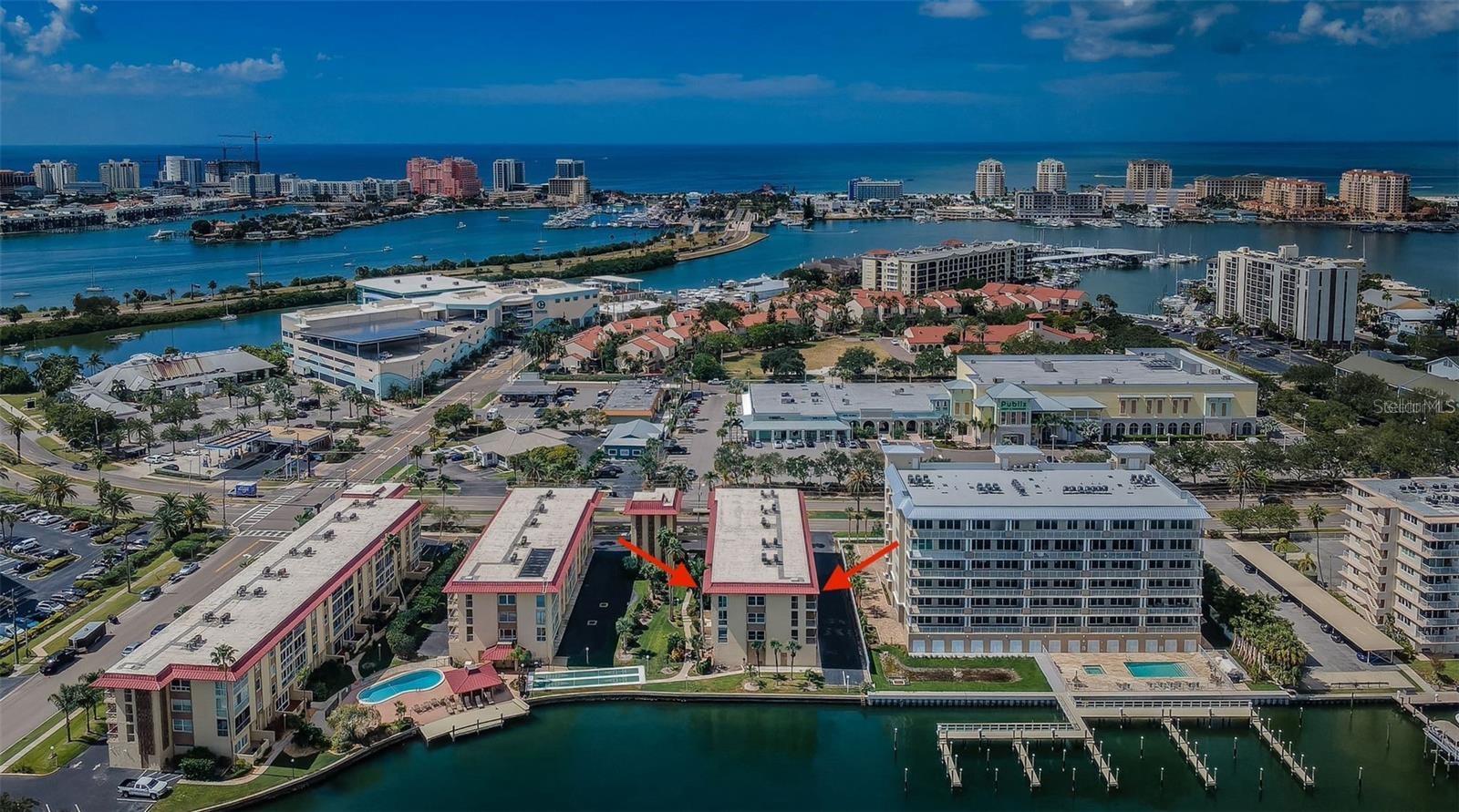 121 ISLAND WAY #345