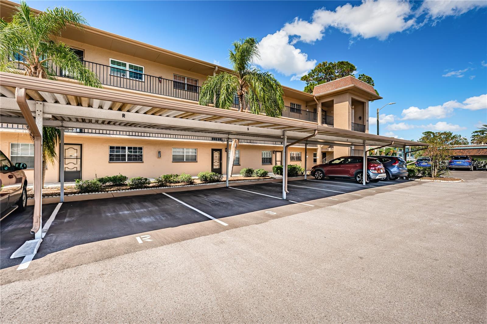 1370 HEATHER RIDGE BLVD #109
