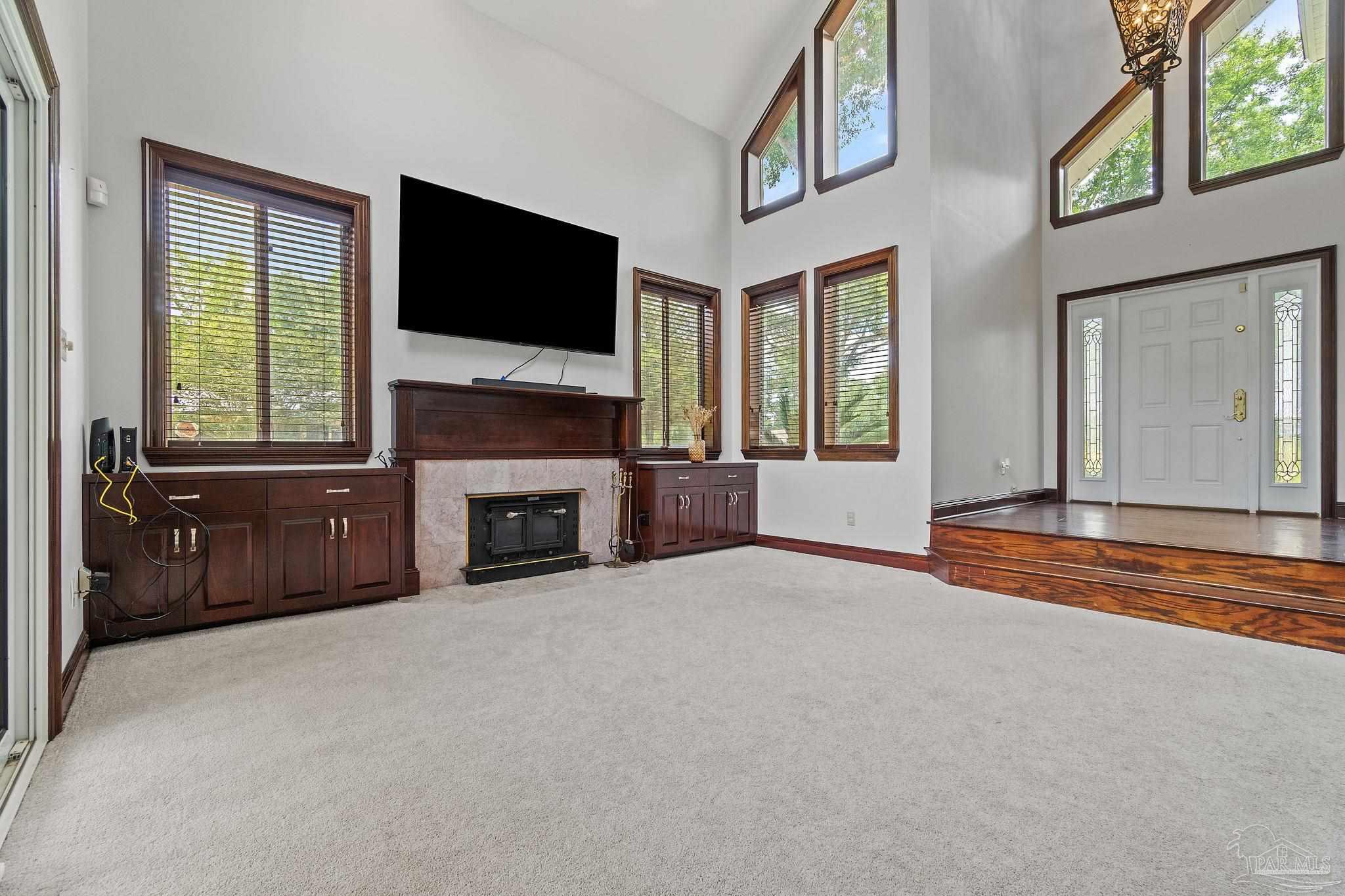 1420 Rolling Oaks Dr
