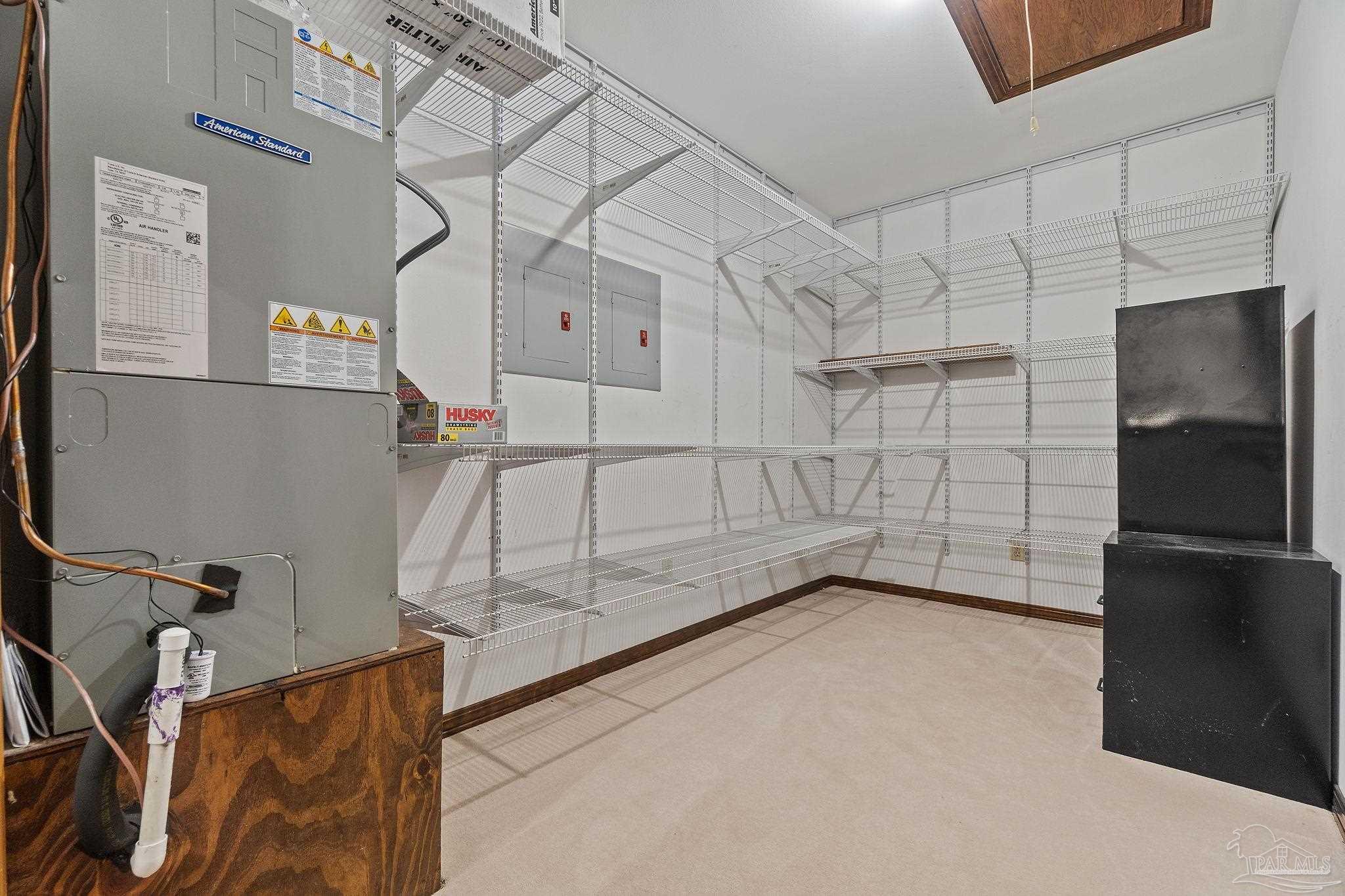 1420 Rolling Oaks Dr