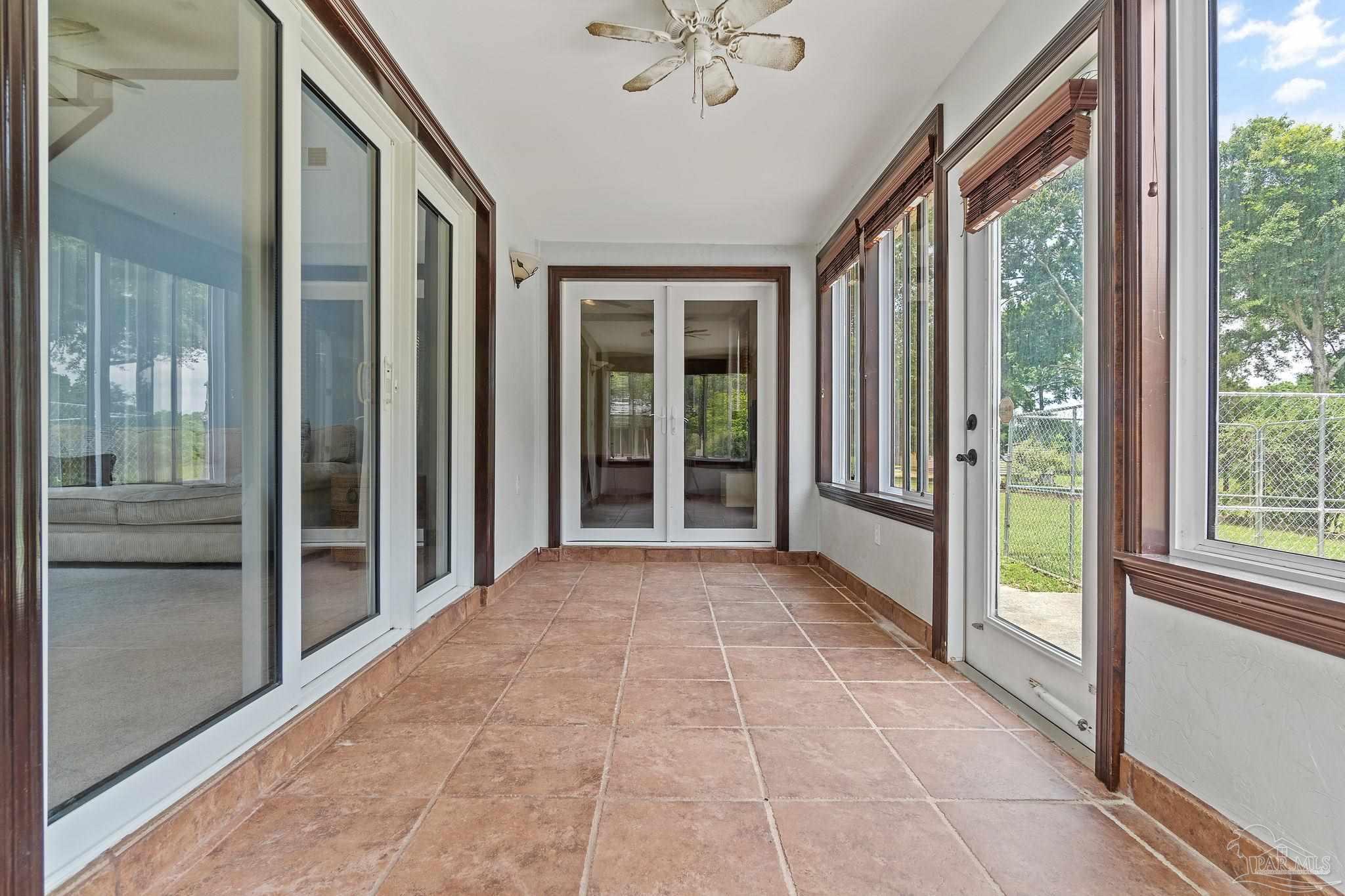1420 Rolling Oaks Dr