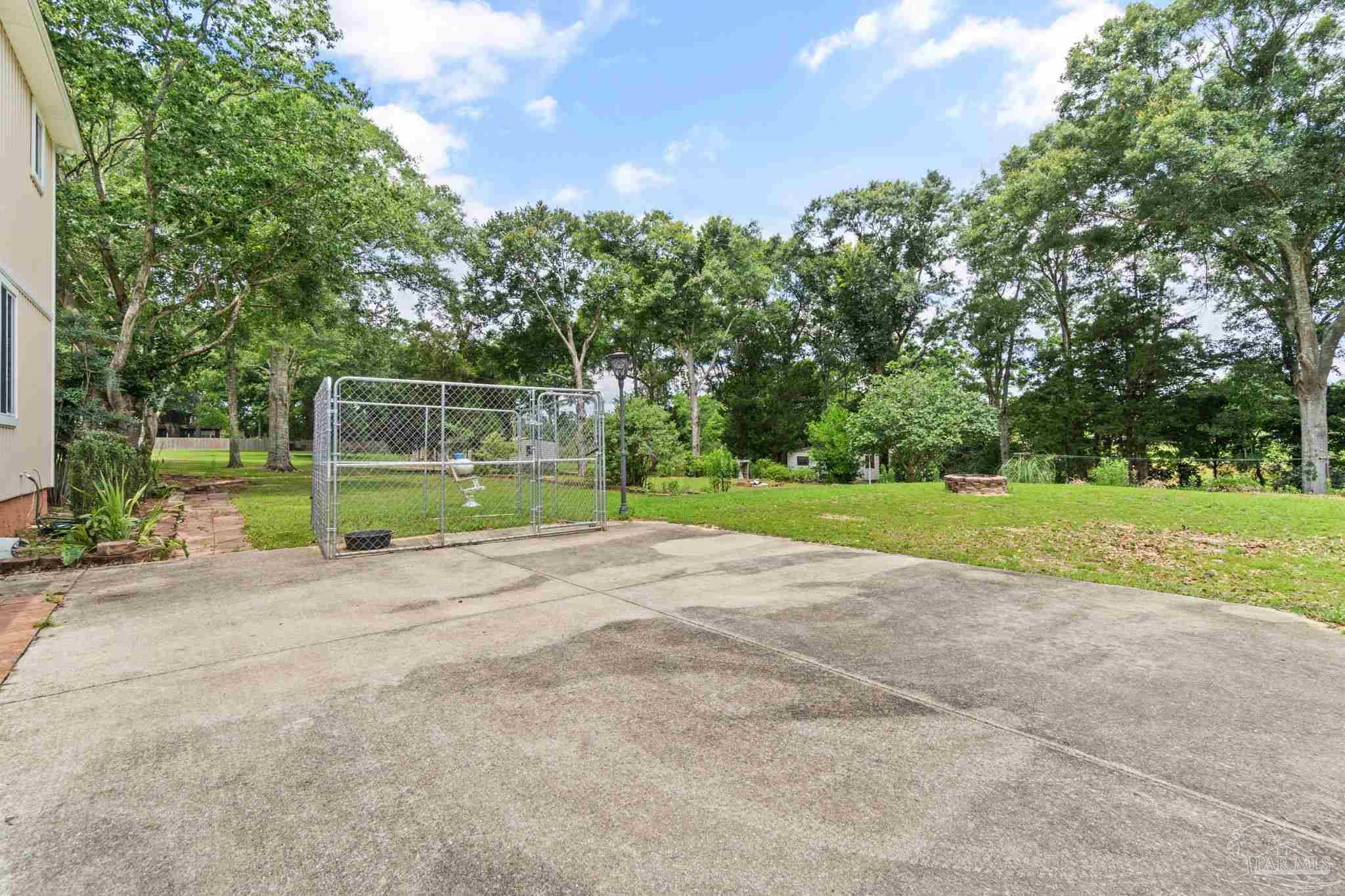 1420 Rolling Oaks Dr