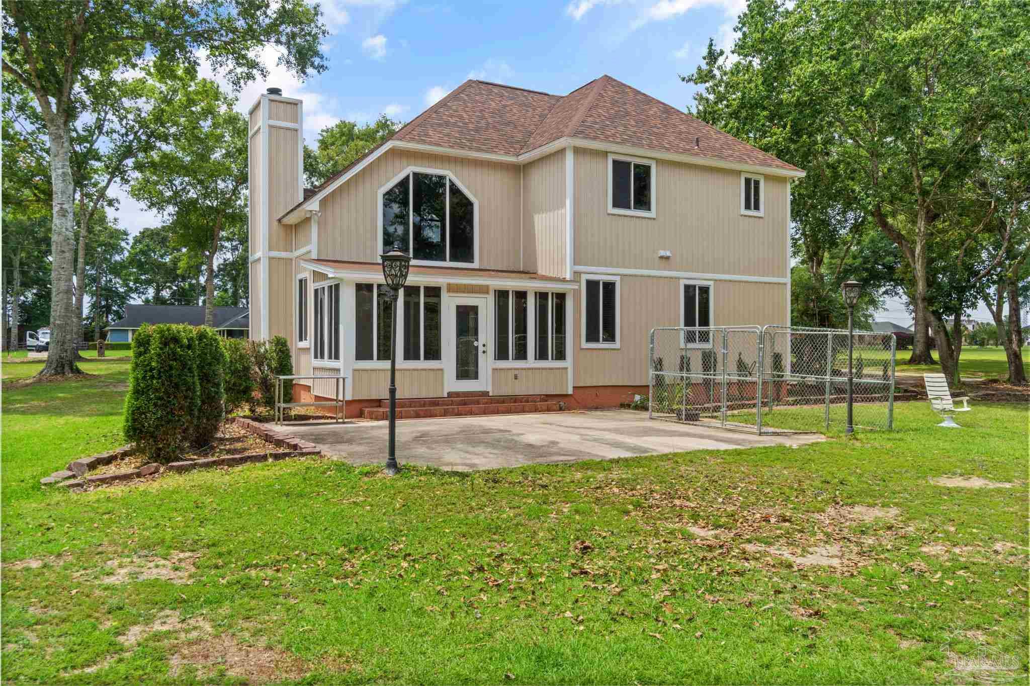 1420 Rolling Oaks Dr
