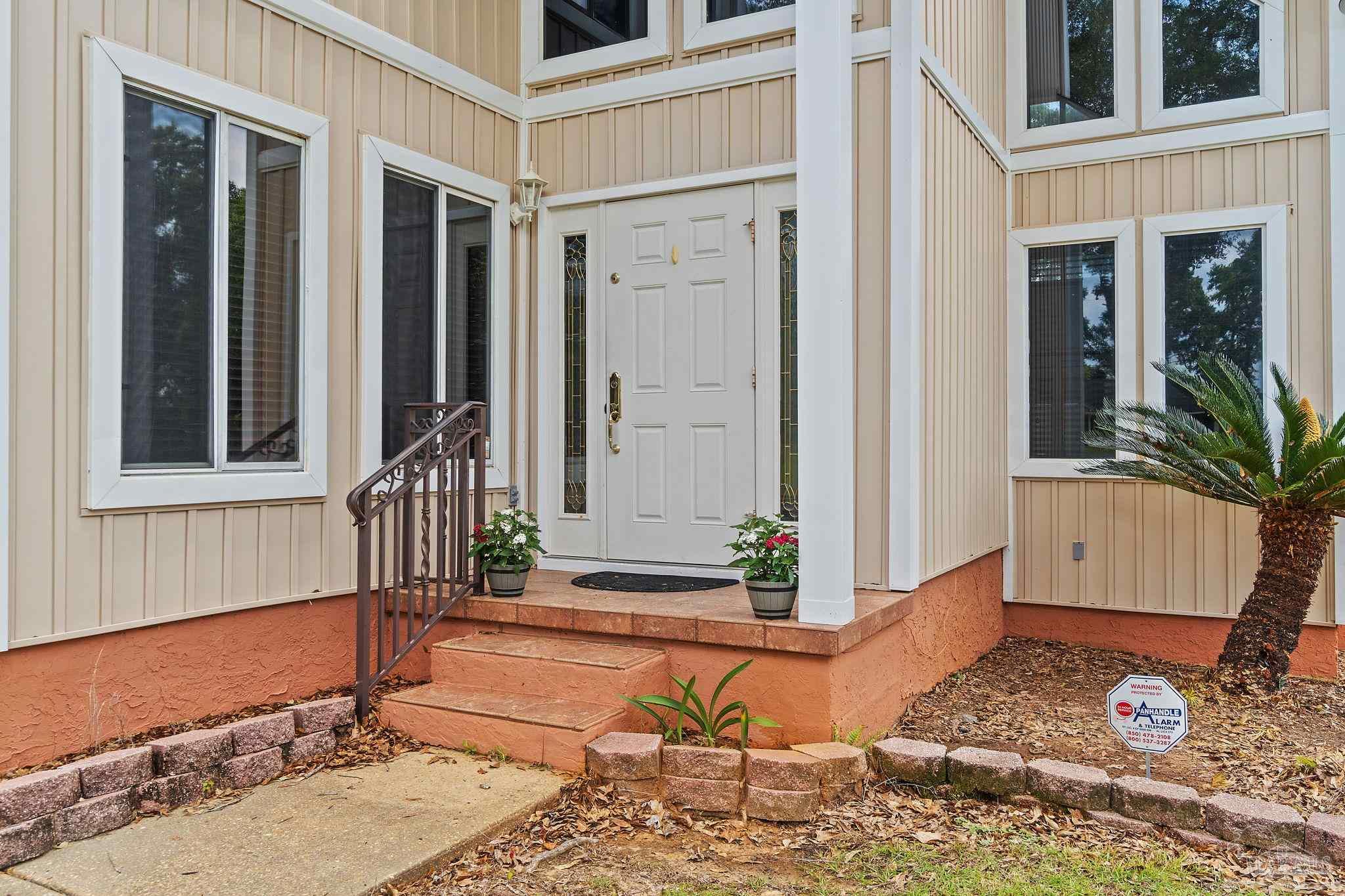 1420 Rolling Oaks Dr