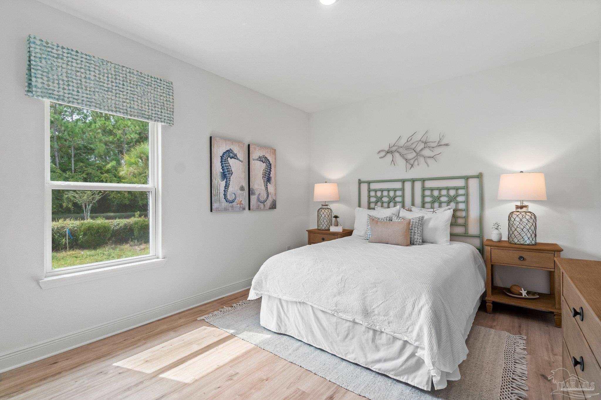 5360 Micanopy Dr