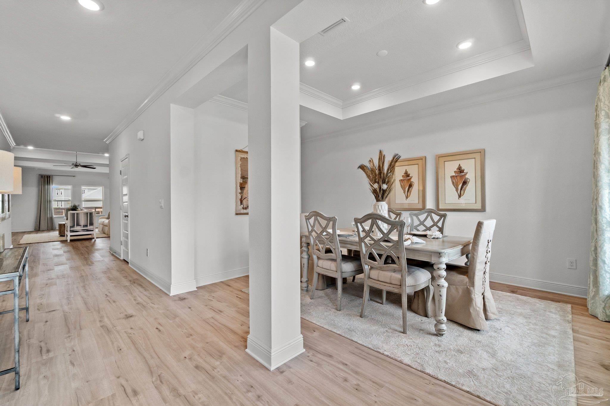 5360 Micanopy Dr