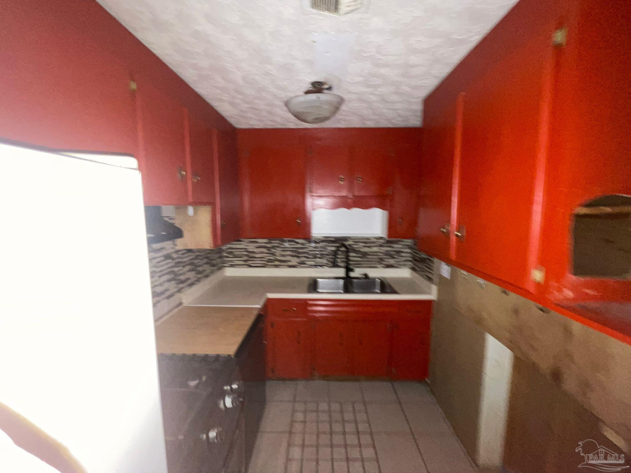 4 Dorsay Ln