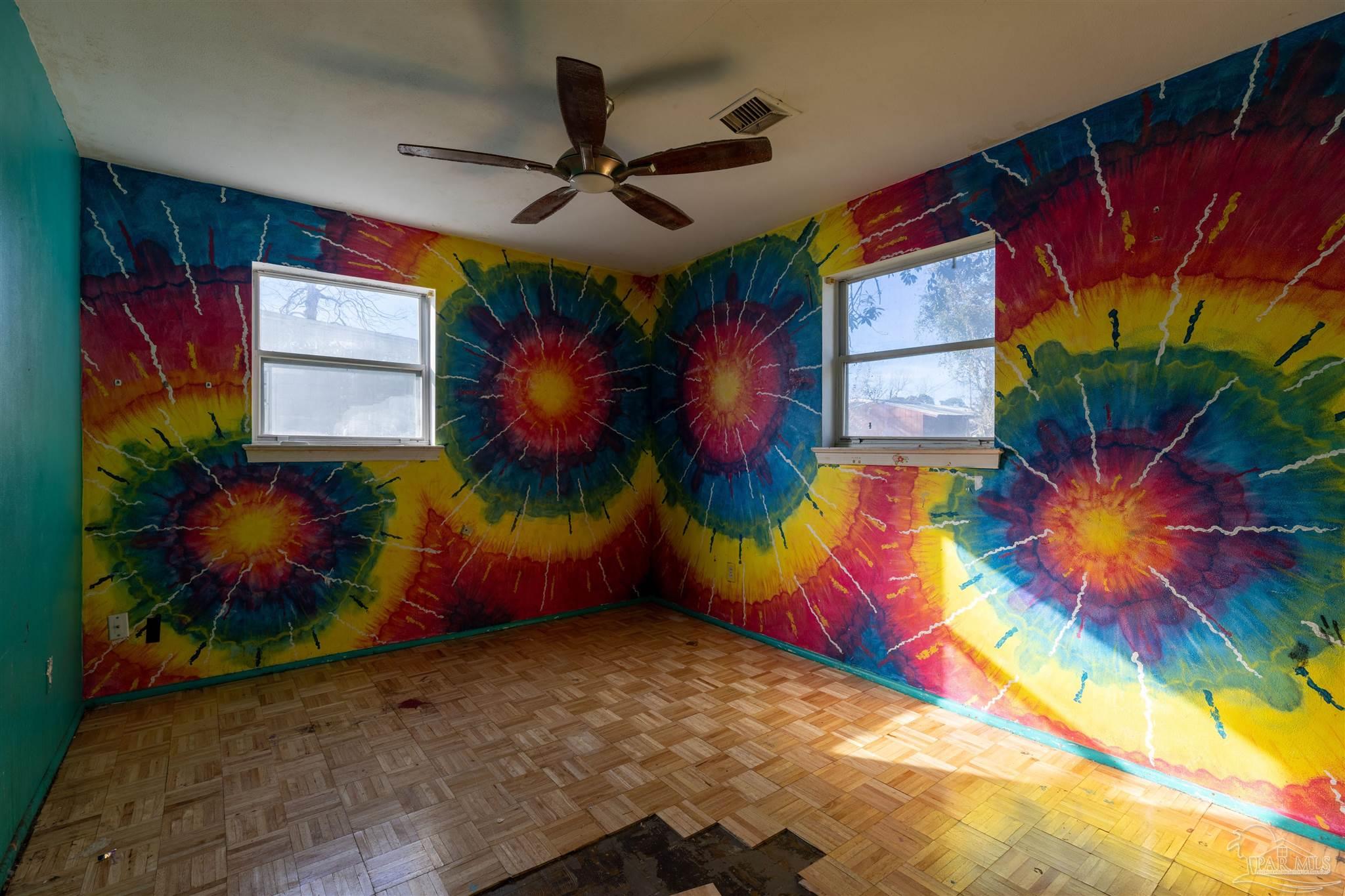 4 Dorsay Ln