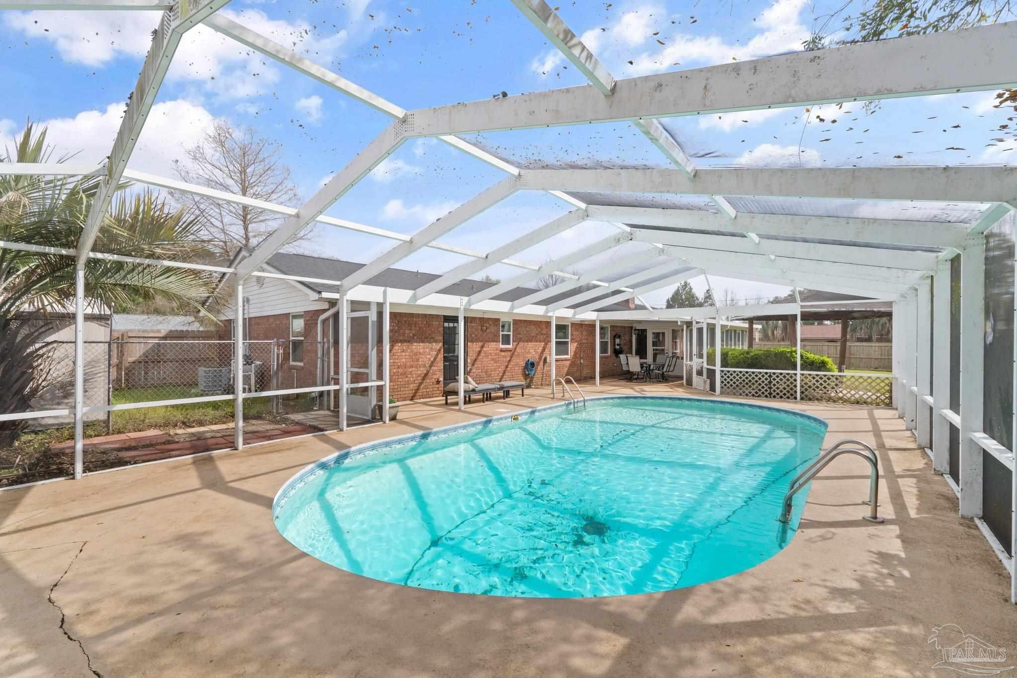 5835 Vestavia Ln