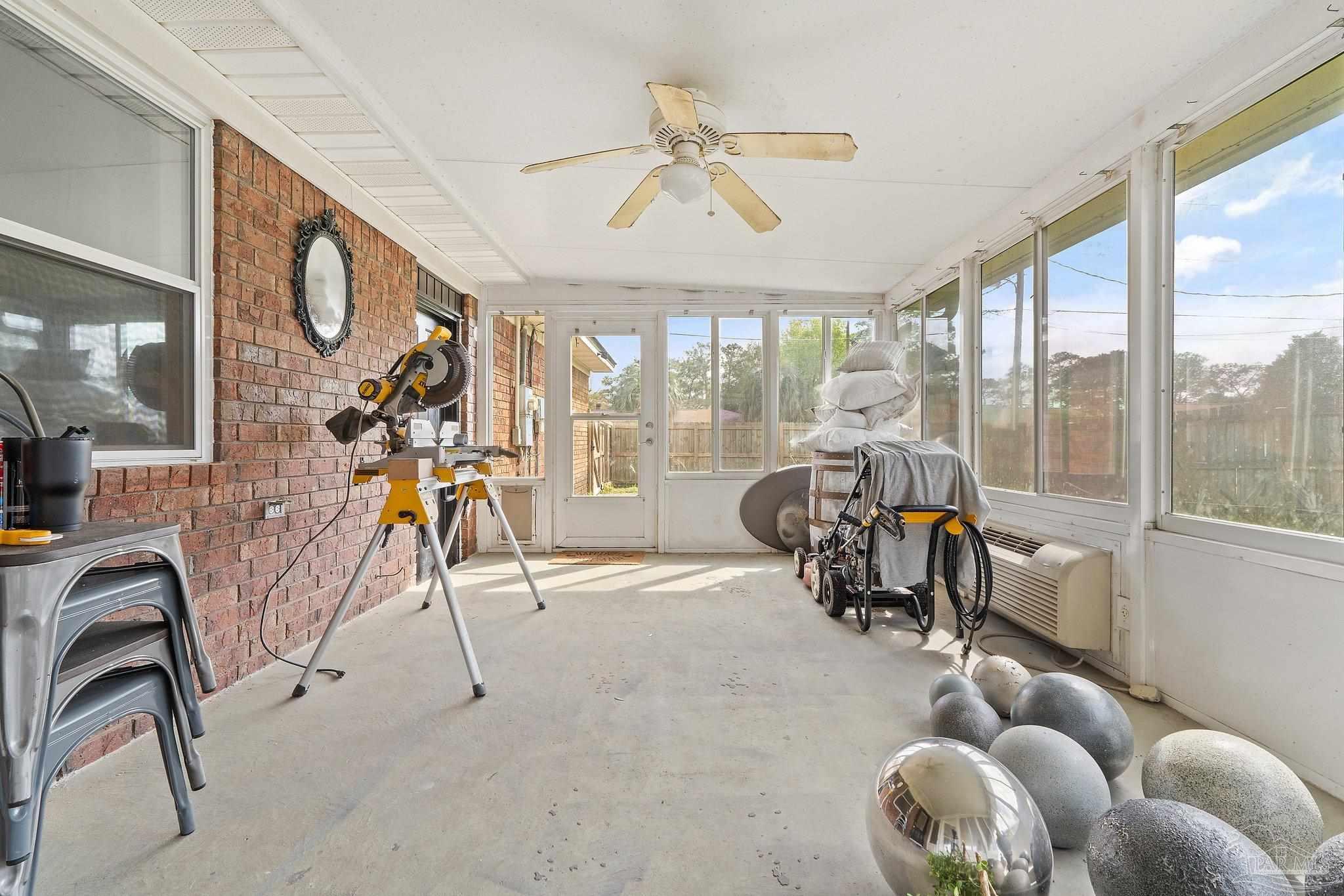 5835 Vestavia Ln