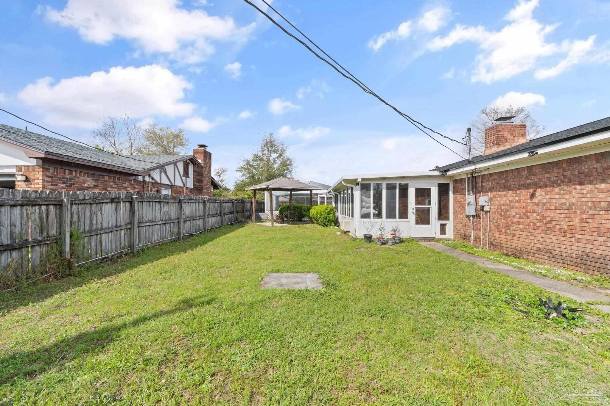 5835 Vestavia Ln