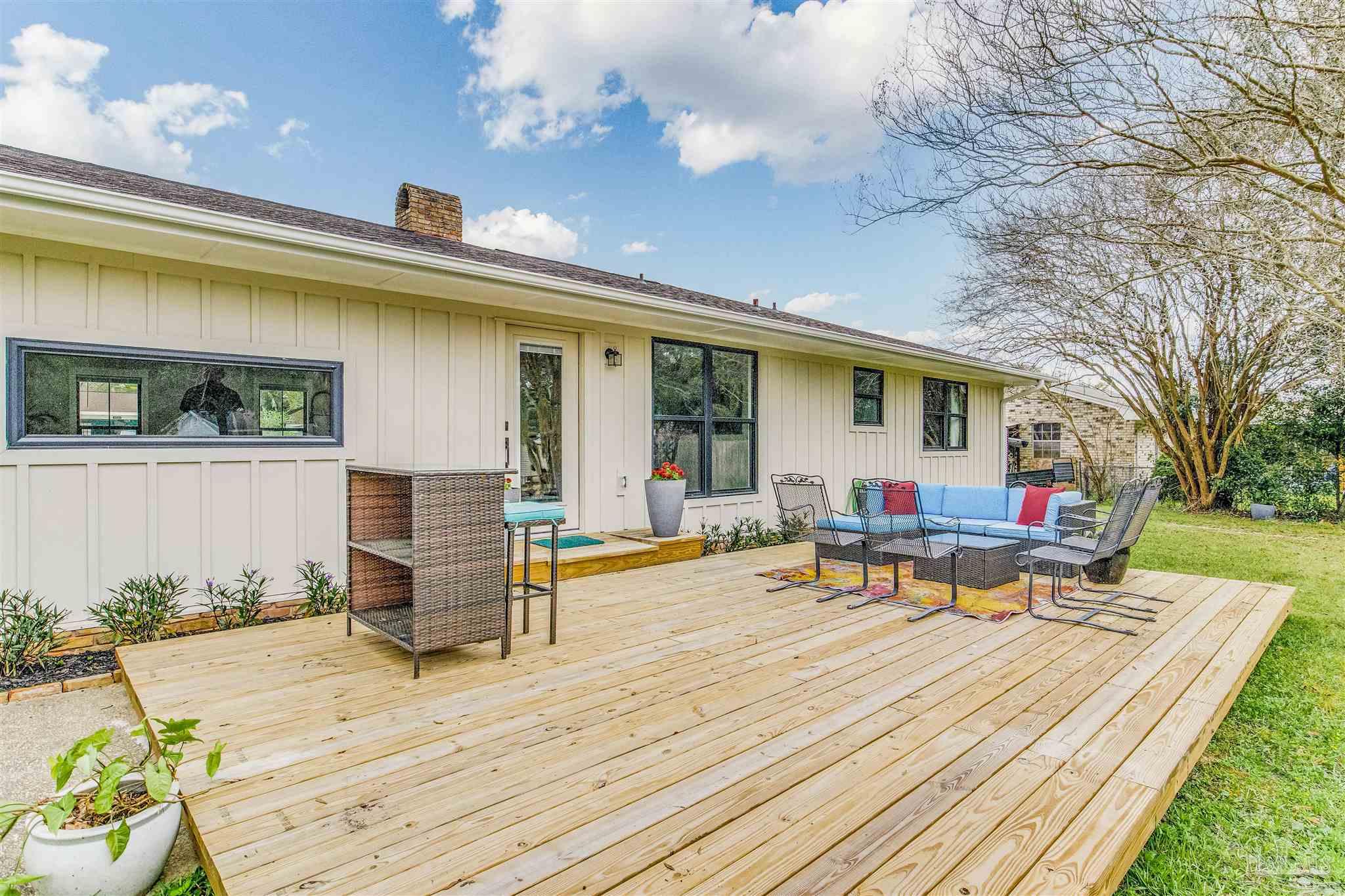 3525 Marjean Dr