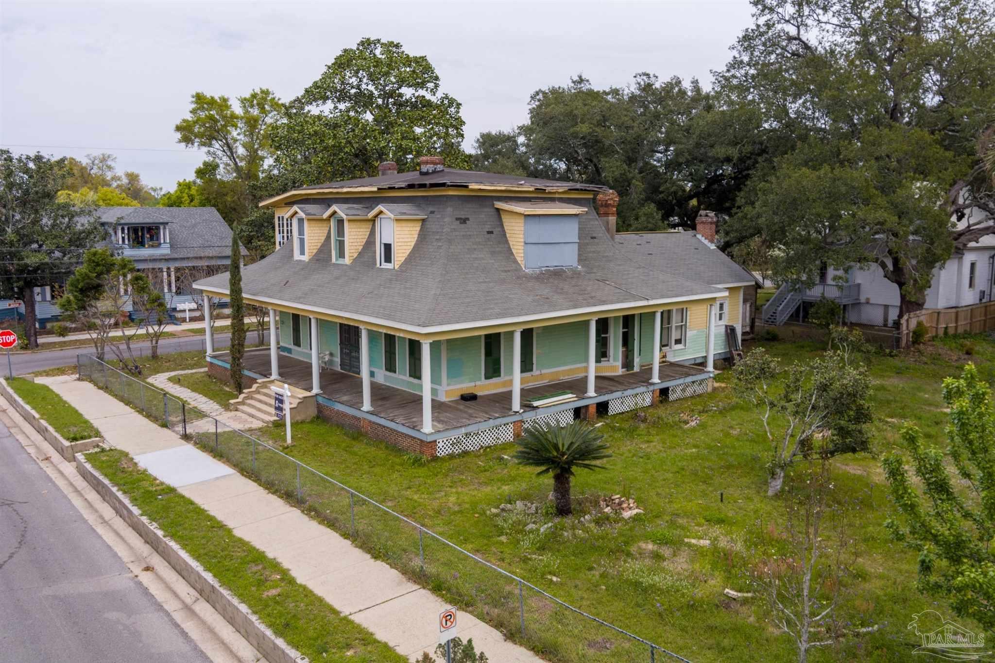 520 N 6th Ave