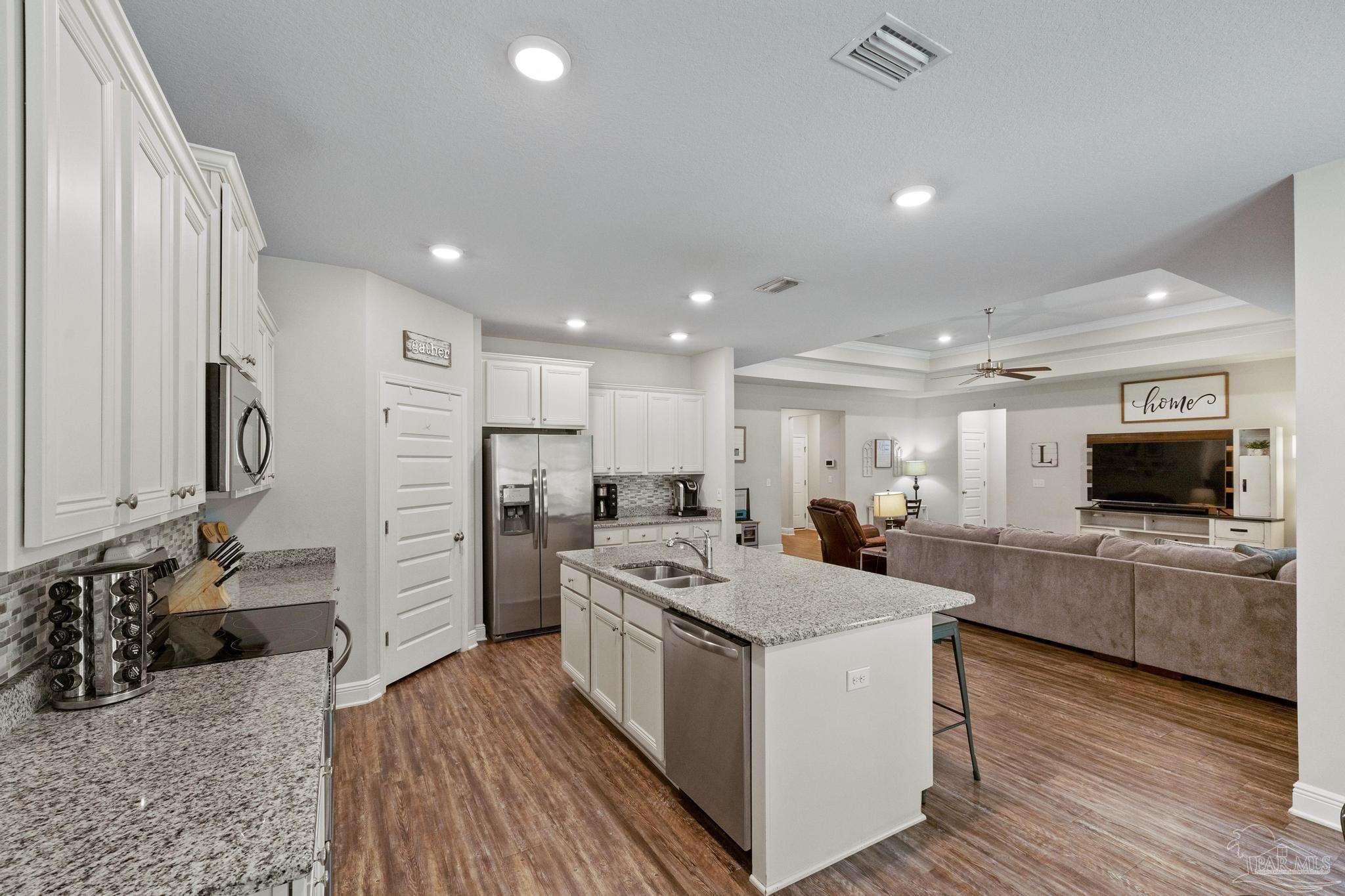11114 Booner Cir