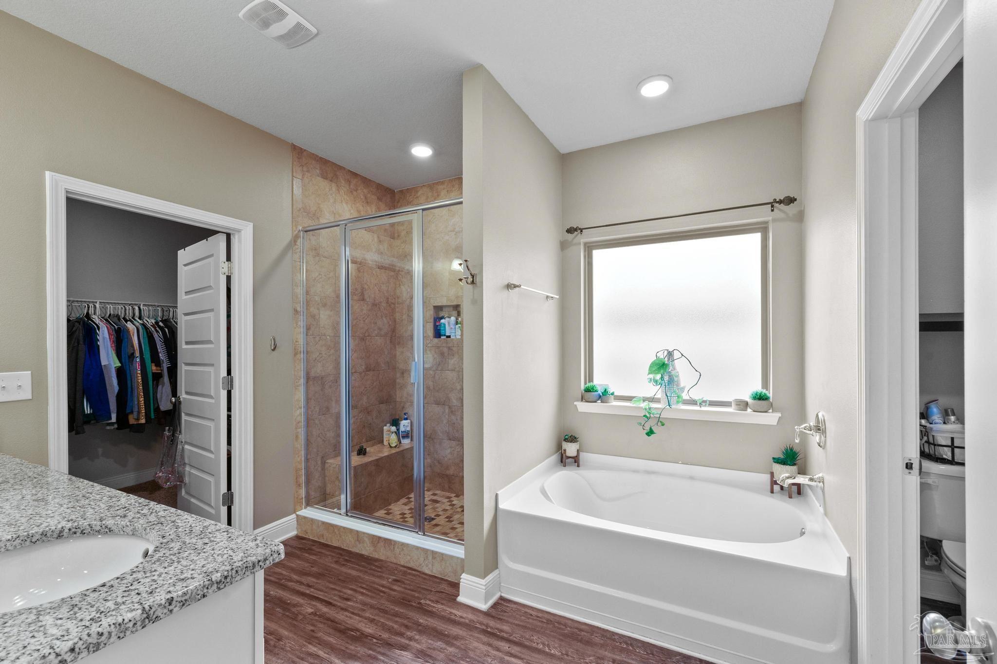 11114 Booner Cir