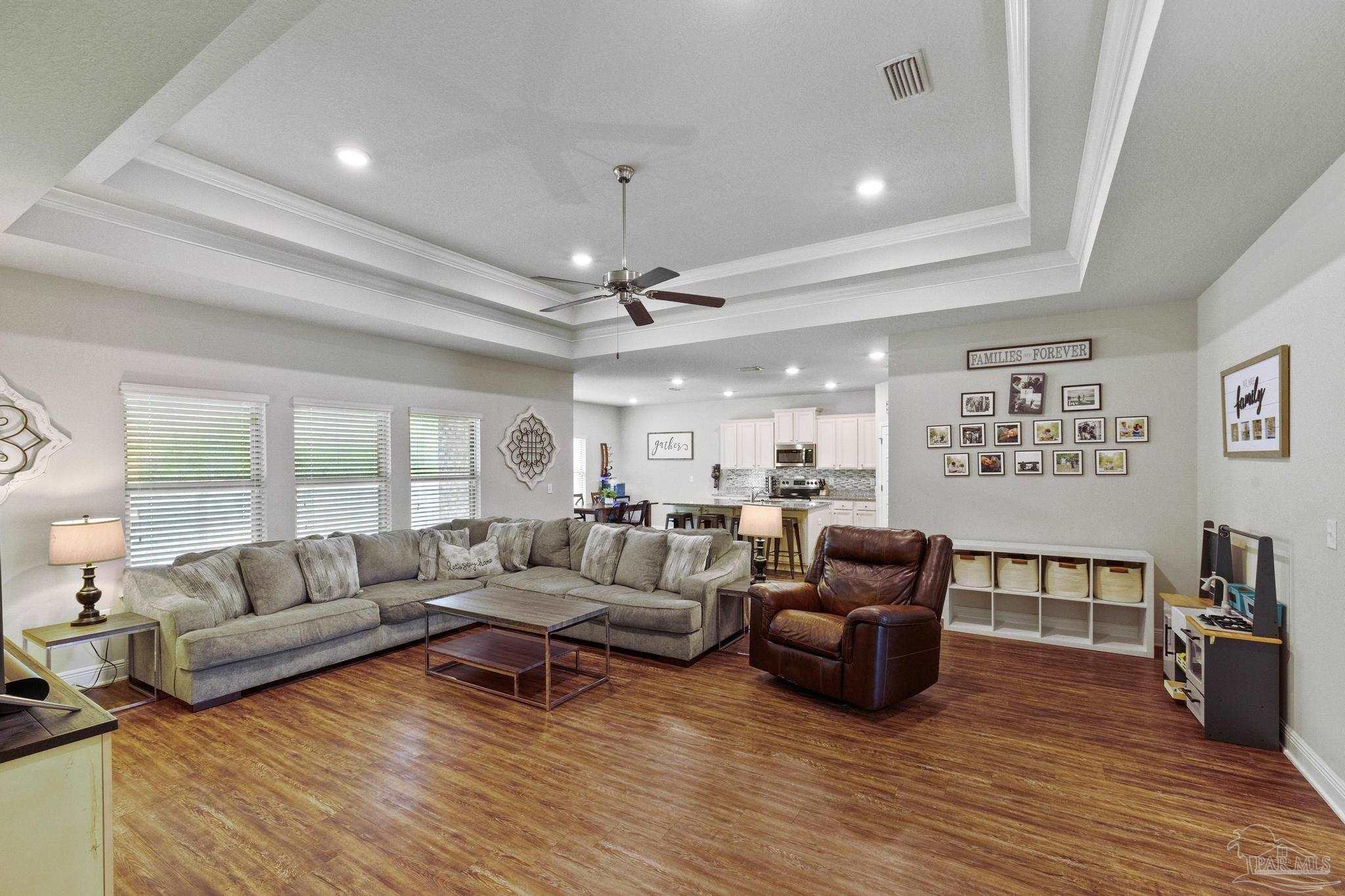 11114 Booner Cir