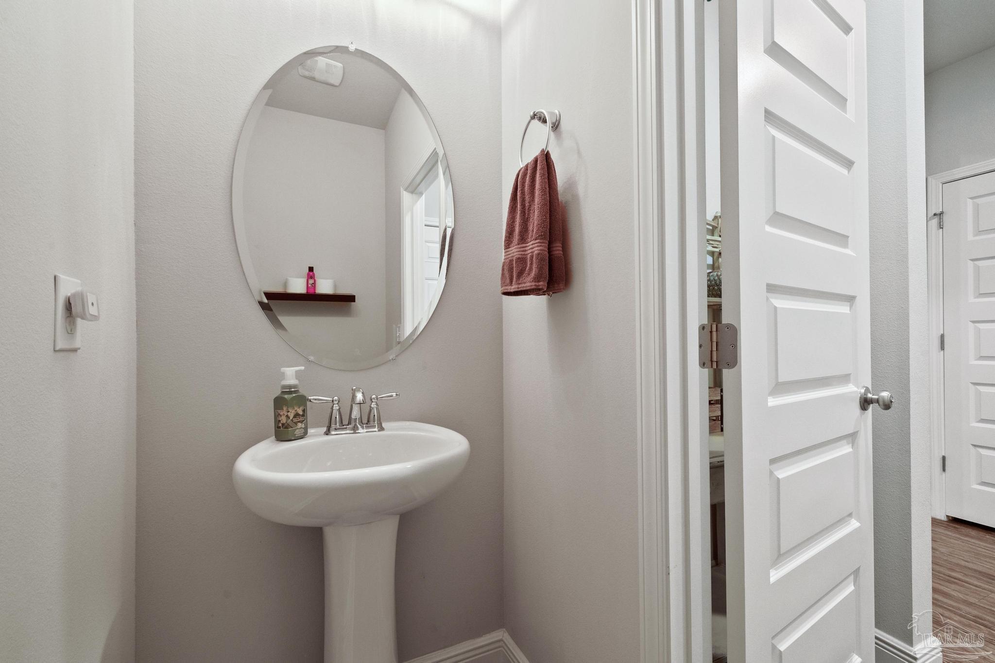 11114 Booner Cir