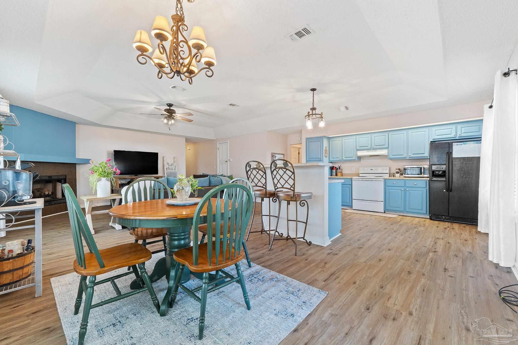 6677 Klondike Rd