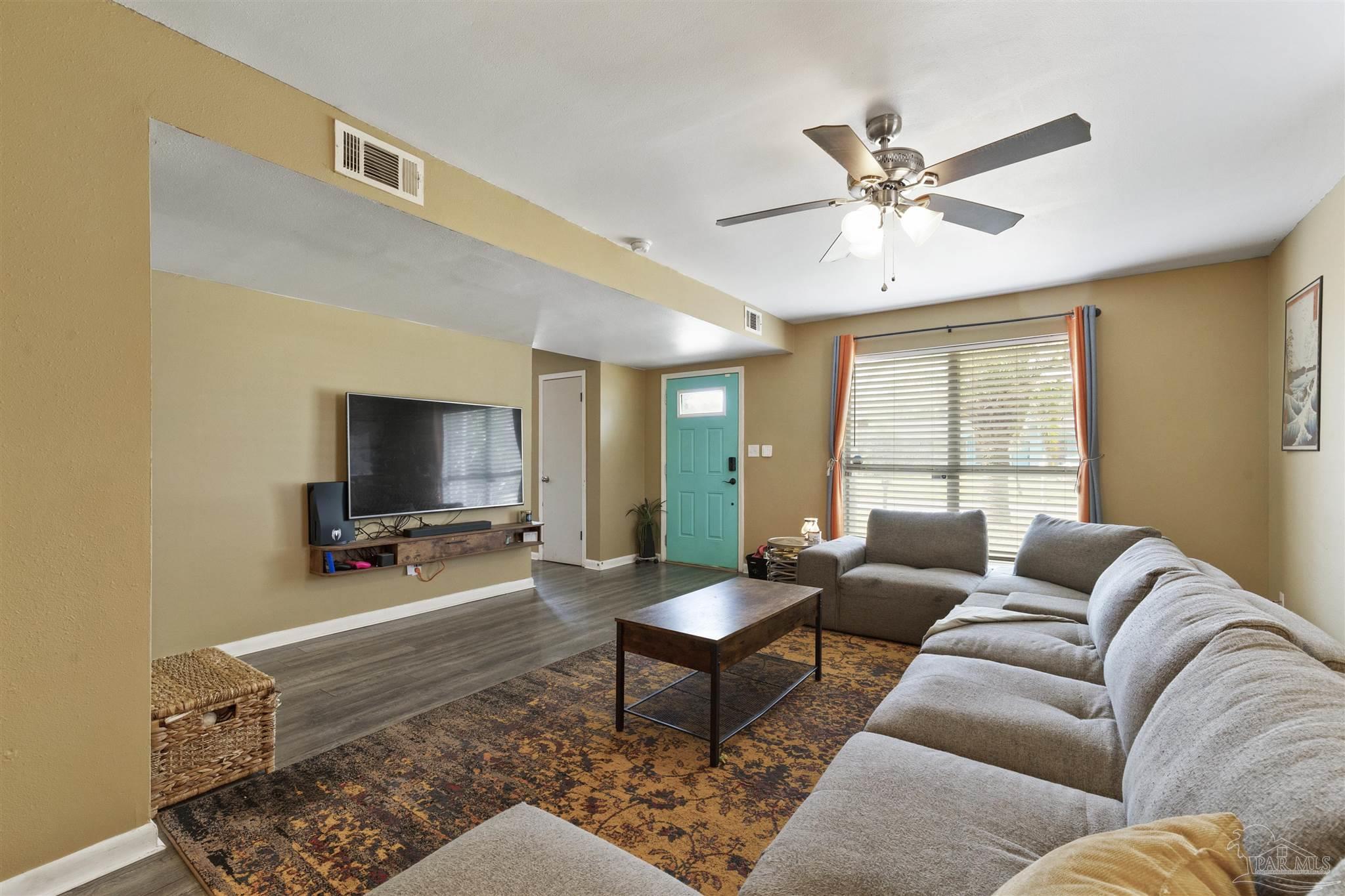 7088 Glendora St