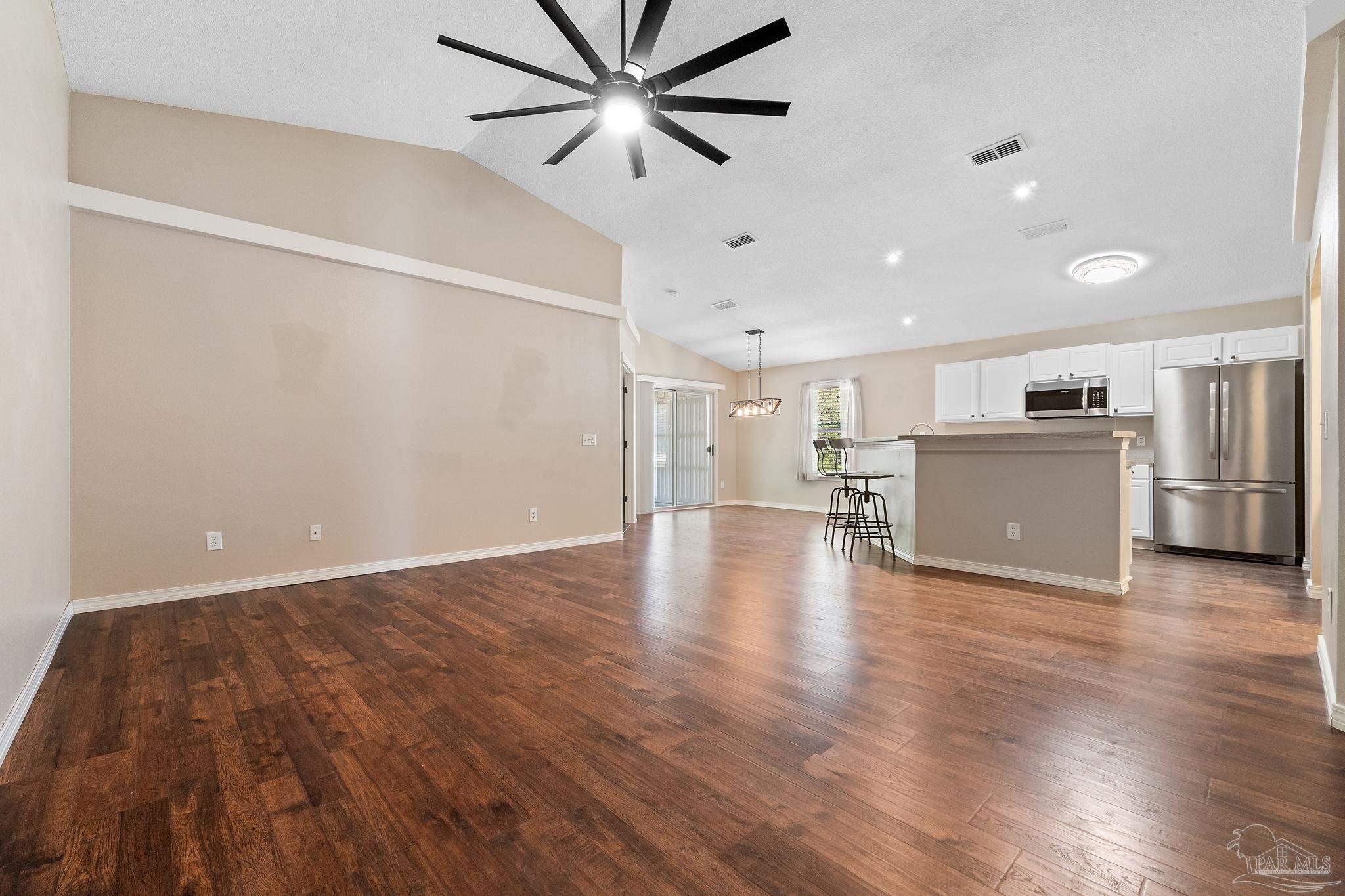 6037 Ashton Woods Cir