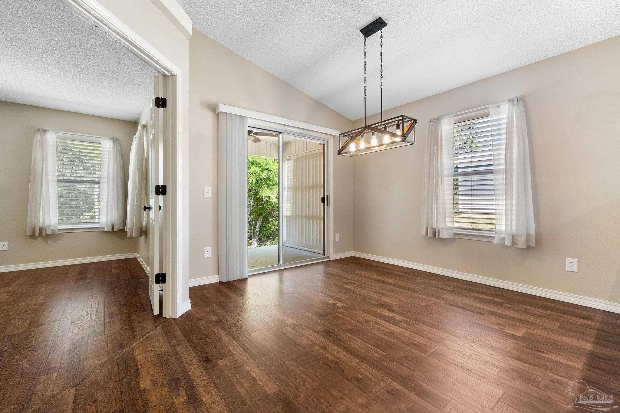 6037 Ashton Woods Cir