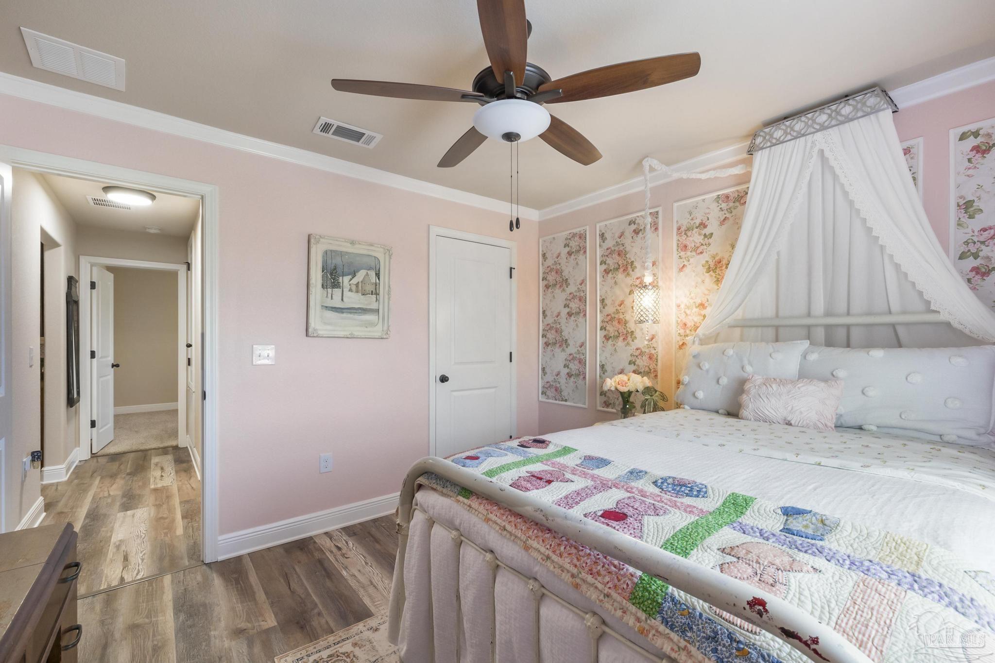 6102 Winchester Cir