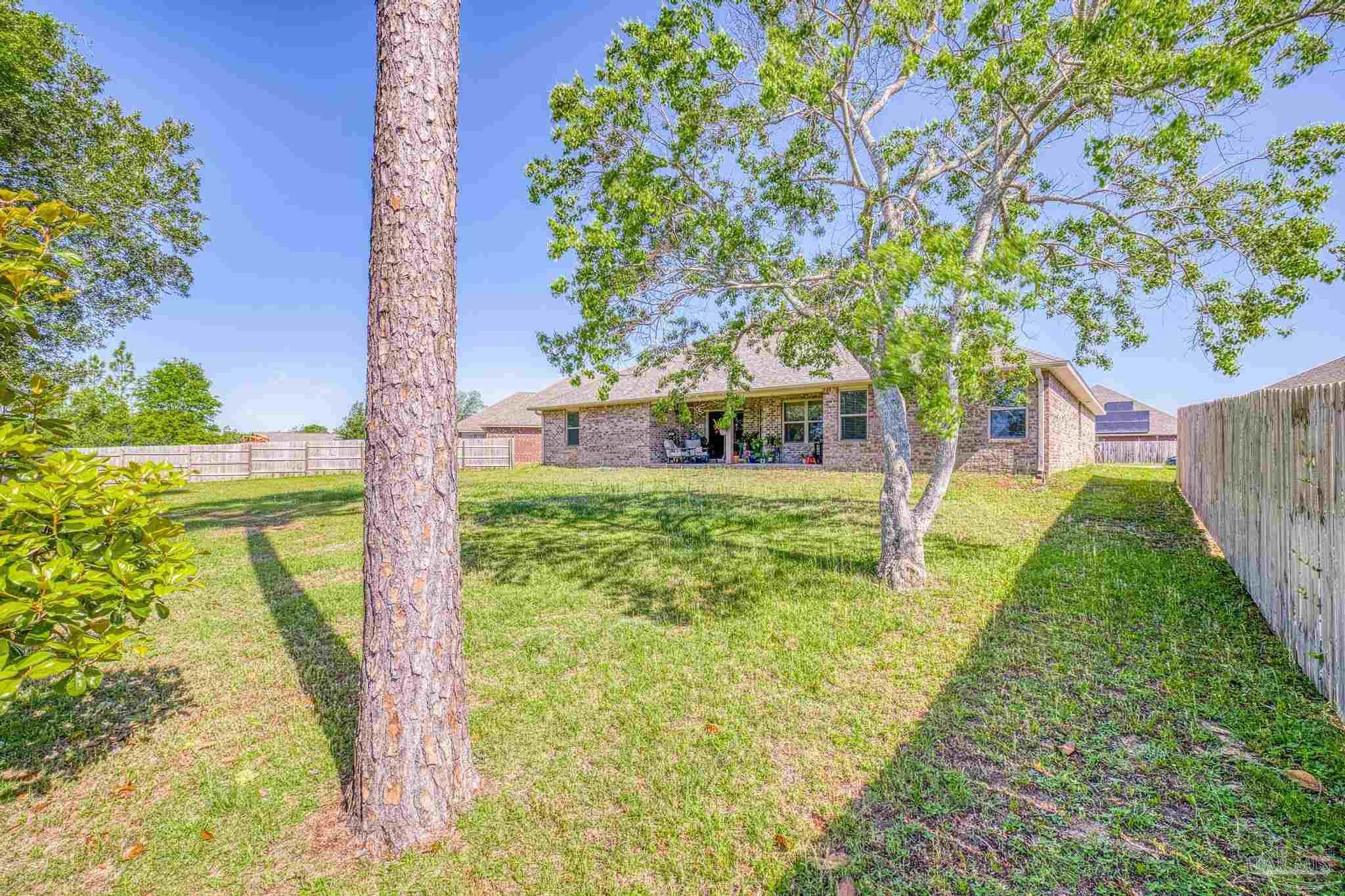 6102 Winchester Cir