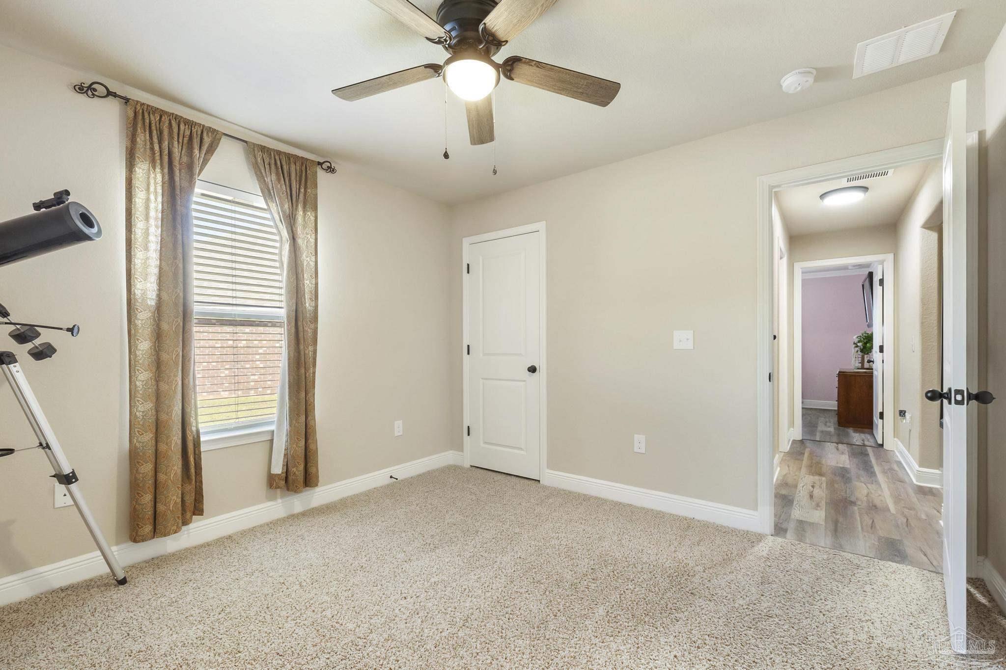 6102 Winchester Cir
