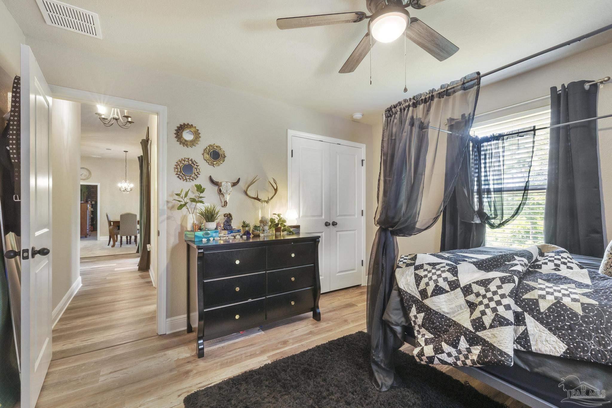 6102 Winchester Cir