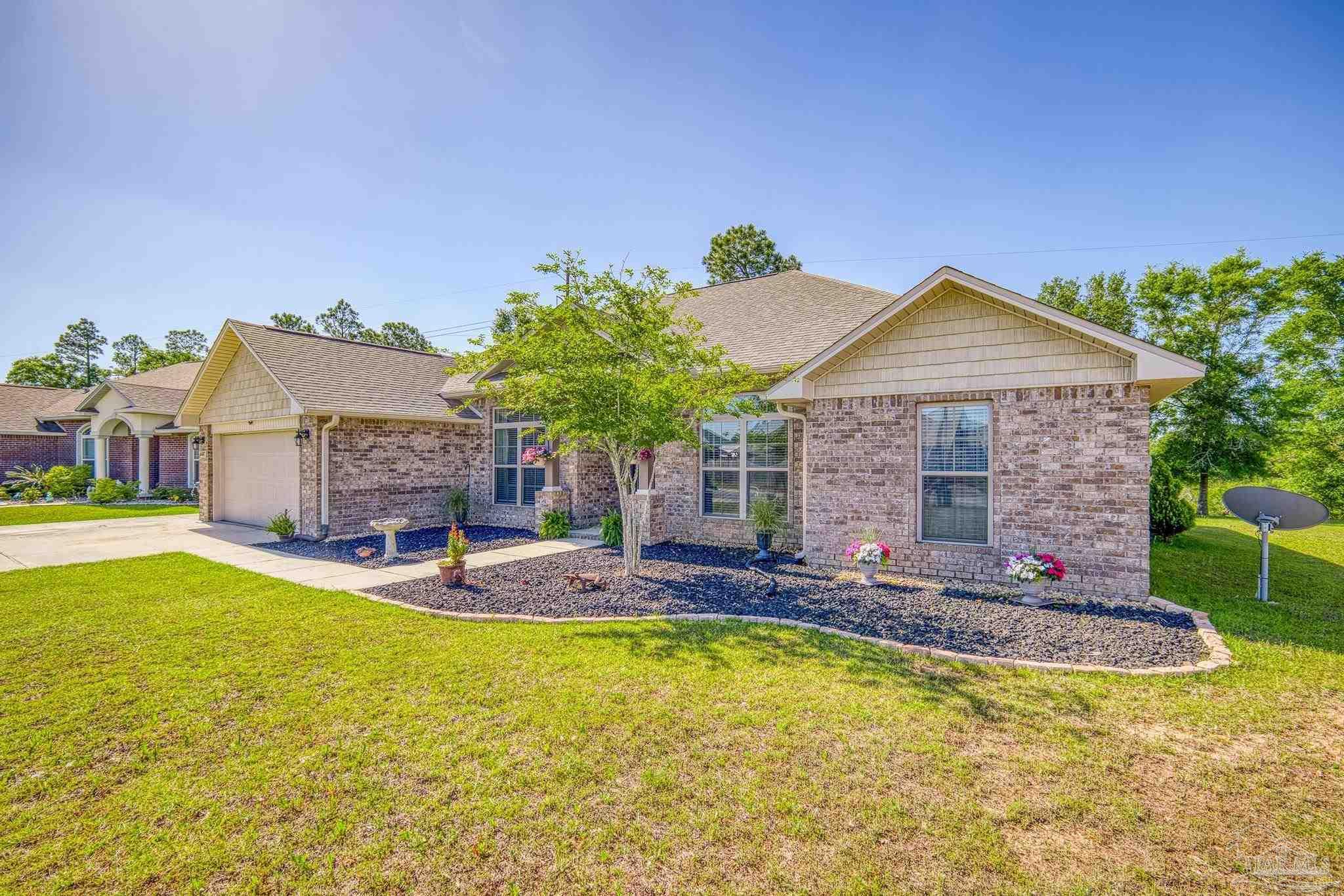 6102 Winchester Cir
