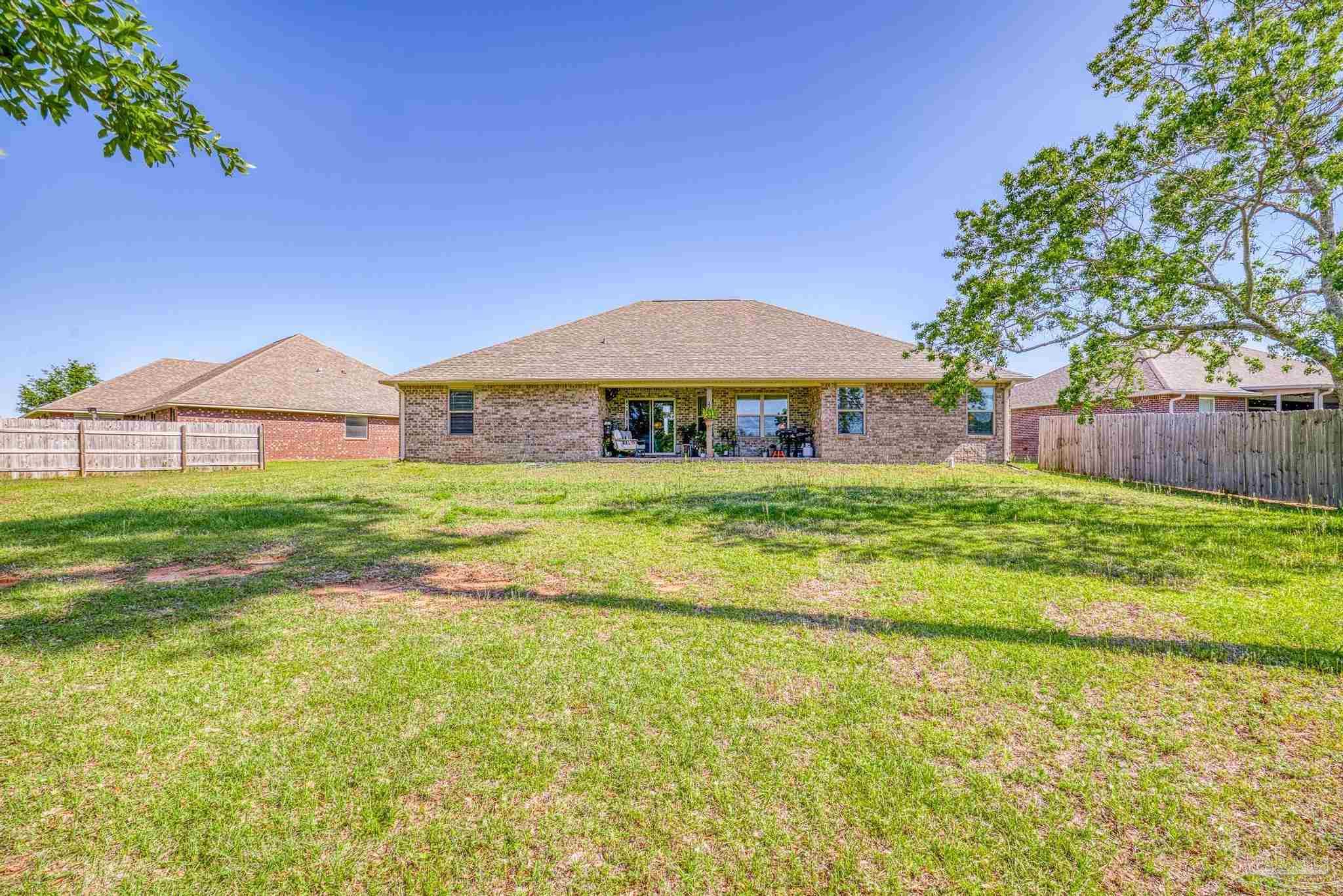 6102 Winchester Cir